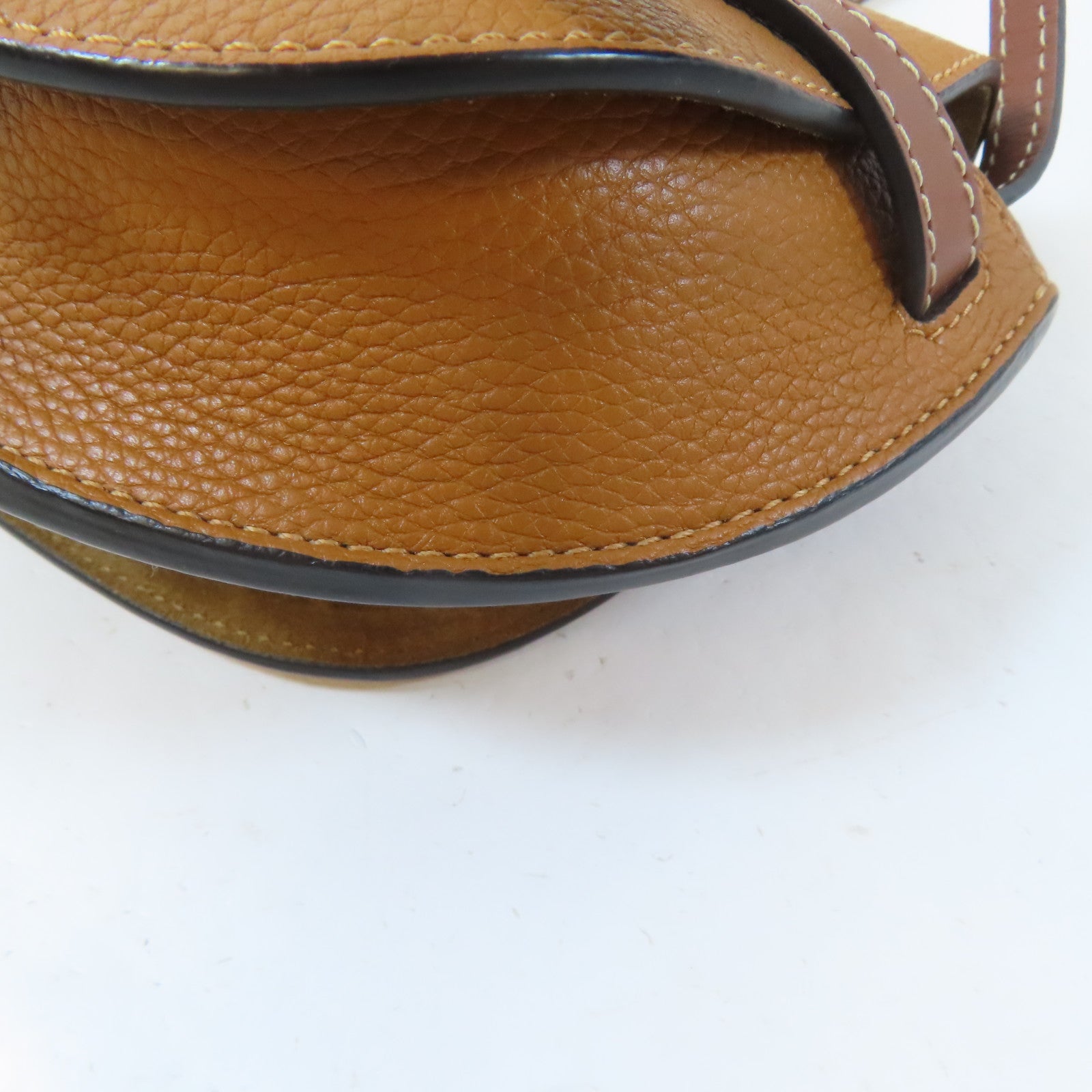 LOEWE 【激減優惠】牛皮皮革Mini Gate金扣肩背袋啡色