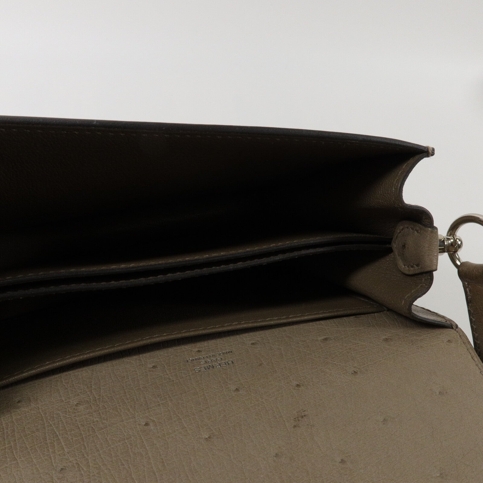 HERMES 鴕鳥皮革Roulis Mini肩背袋Gris Asphalt