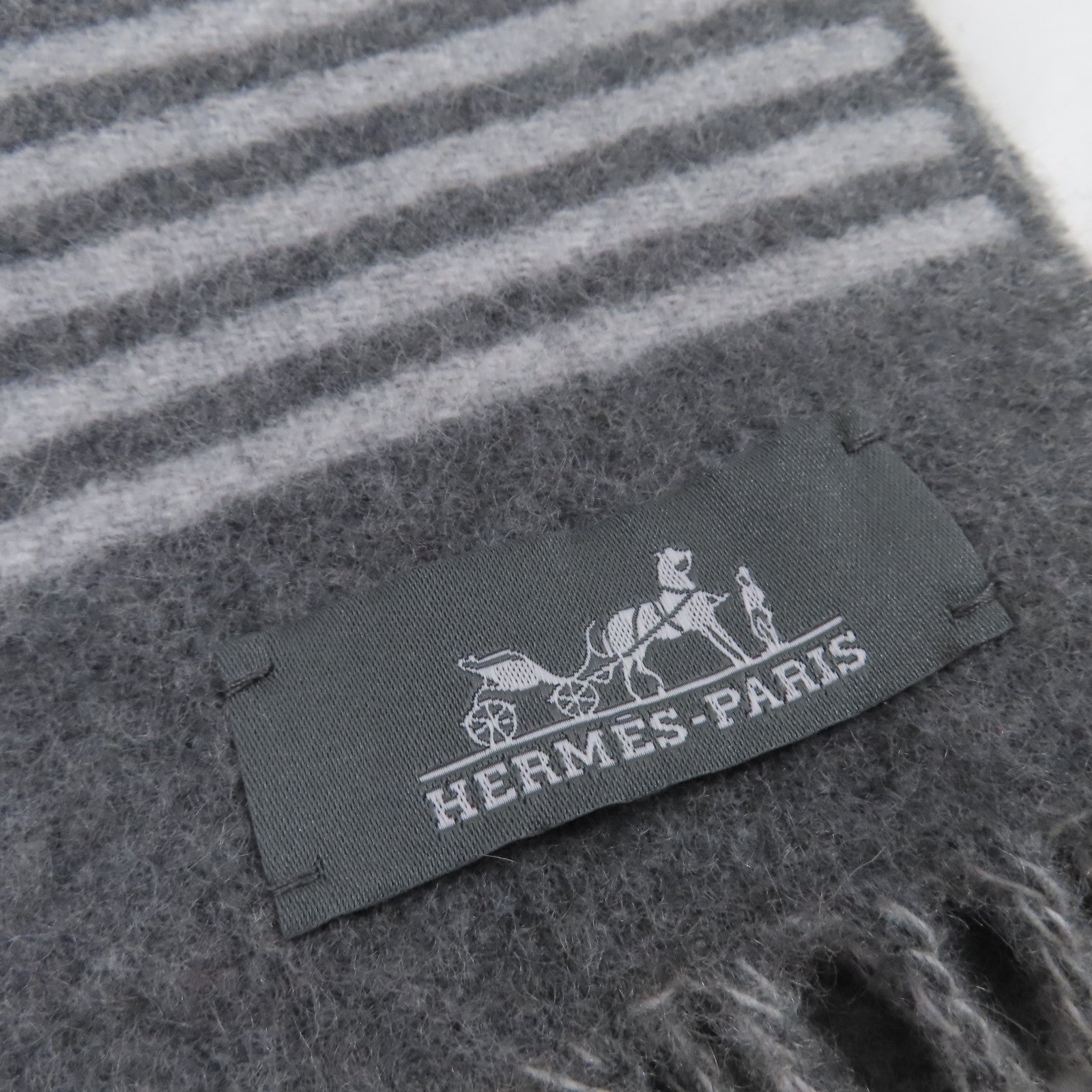HERMES 羊絨Scarf圍巾灰色