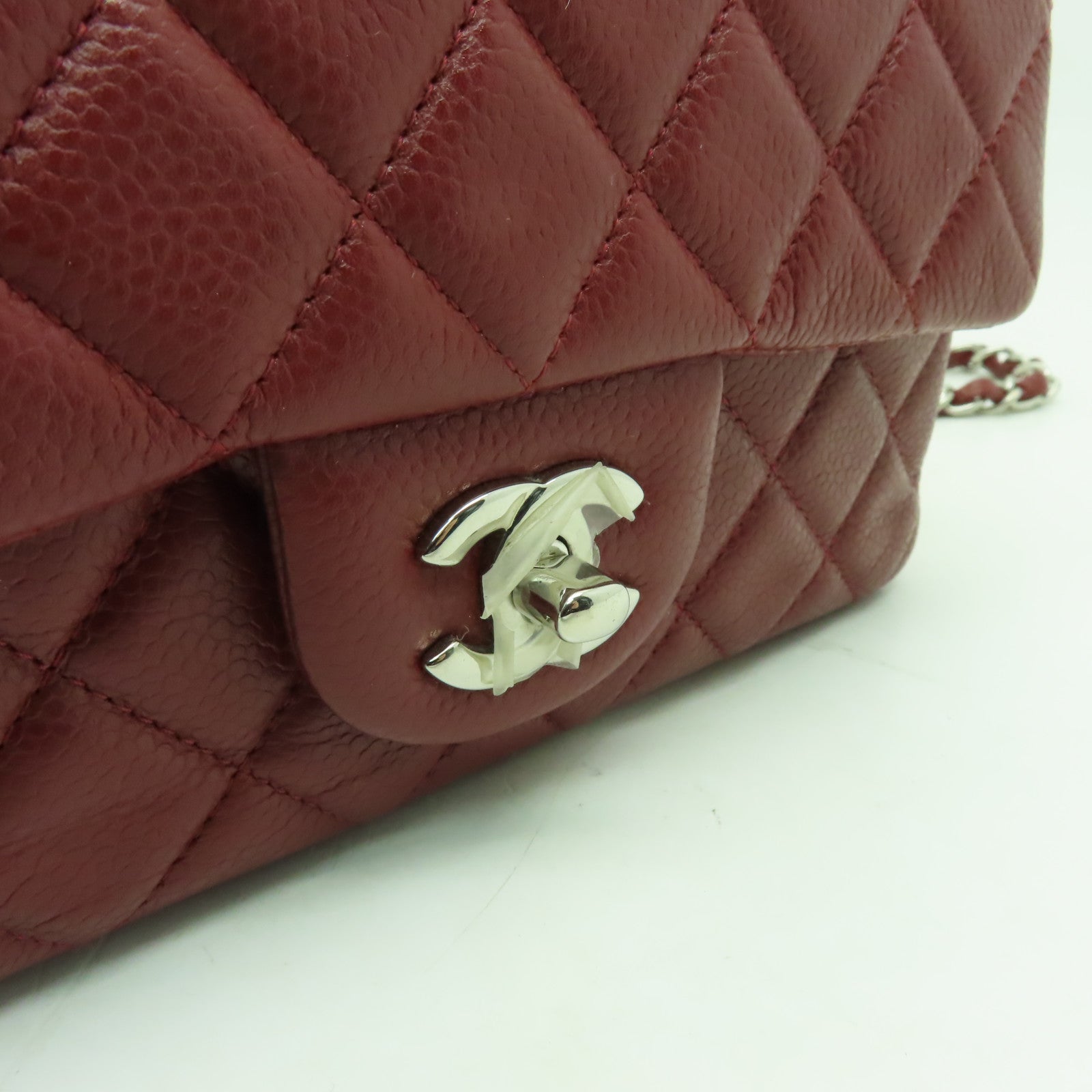 CHANEL **【清倉大減價】菱格Caviar皮革Classic Flap 20cm銀扣鏈帶肩背袋深紅色