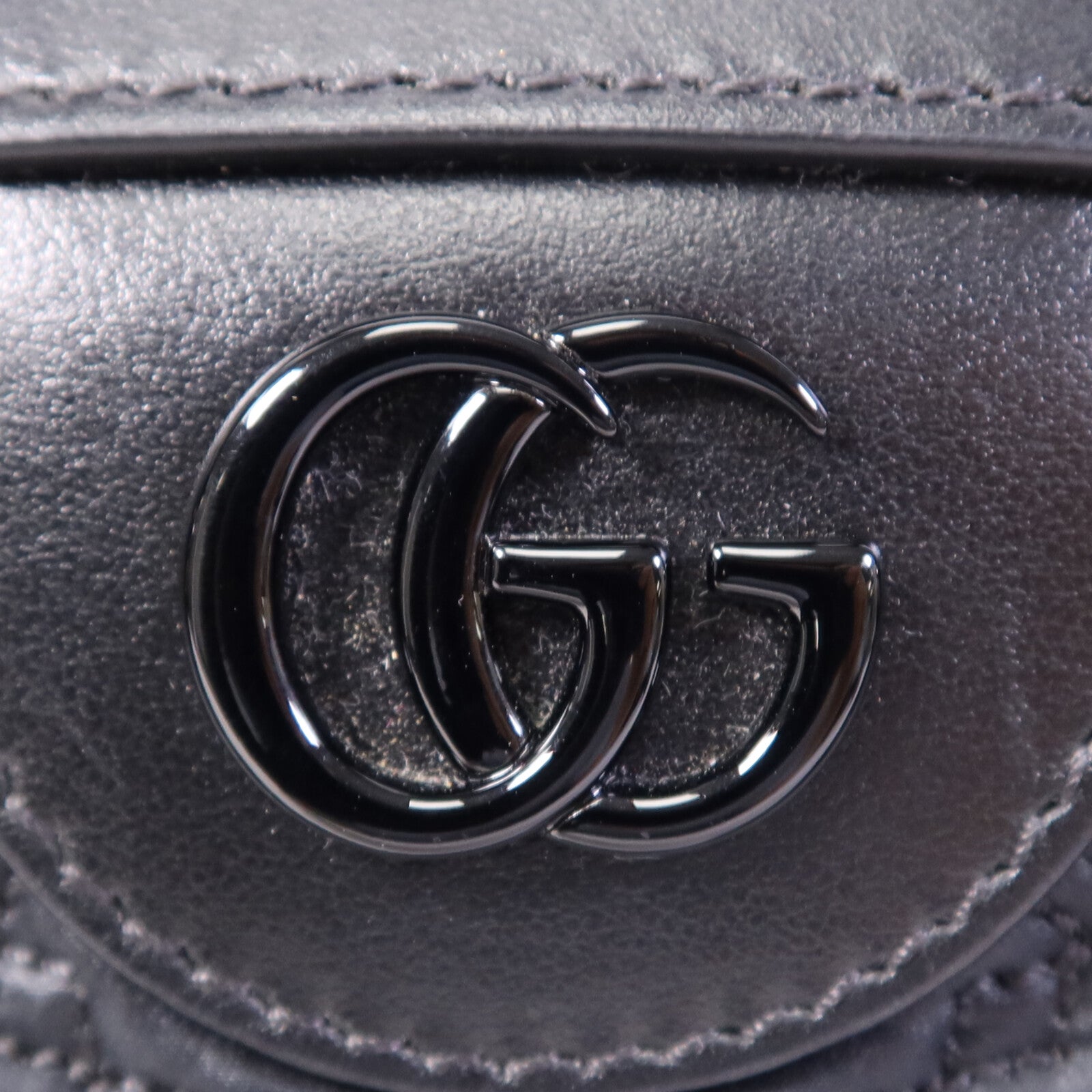 GUCCI 牛皮皮革GG Matelasse銀扣鏈帶手挽袋