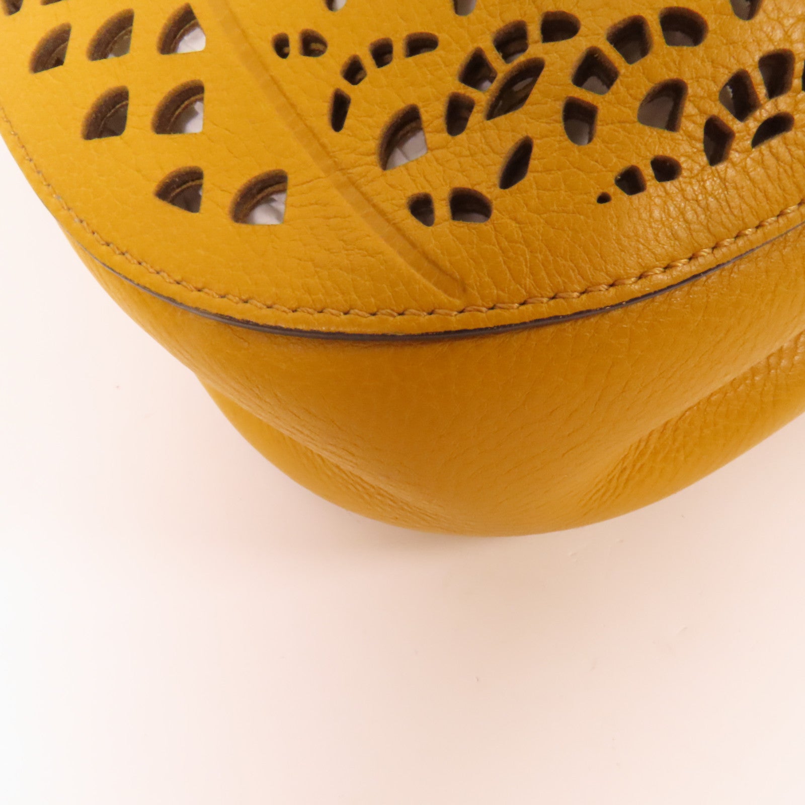 Chloe 牛皮皮革Shoulder Bag金扣鏈帶肩背袋