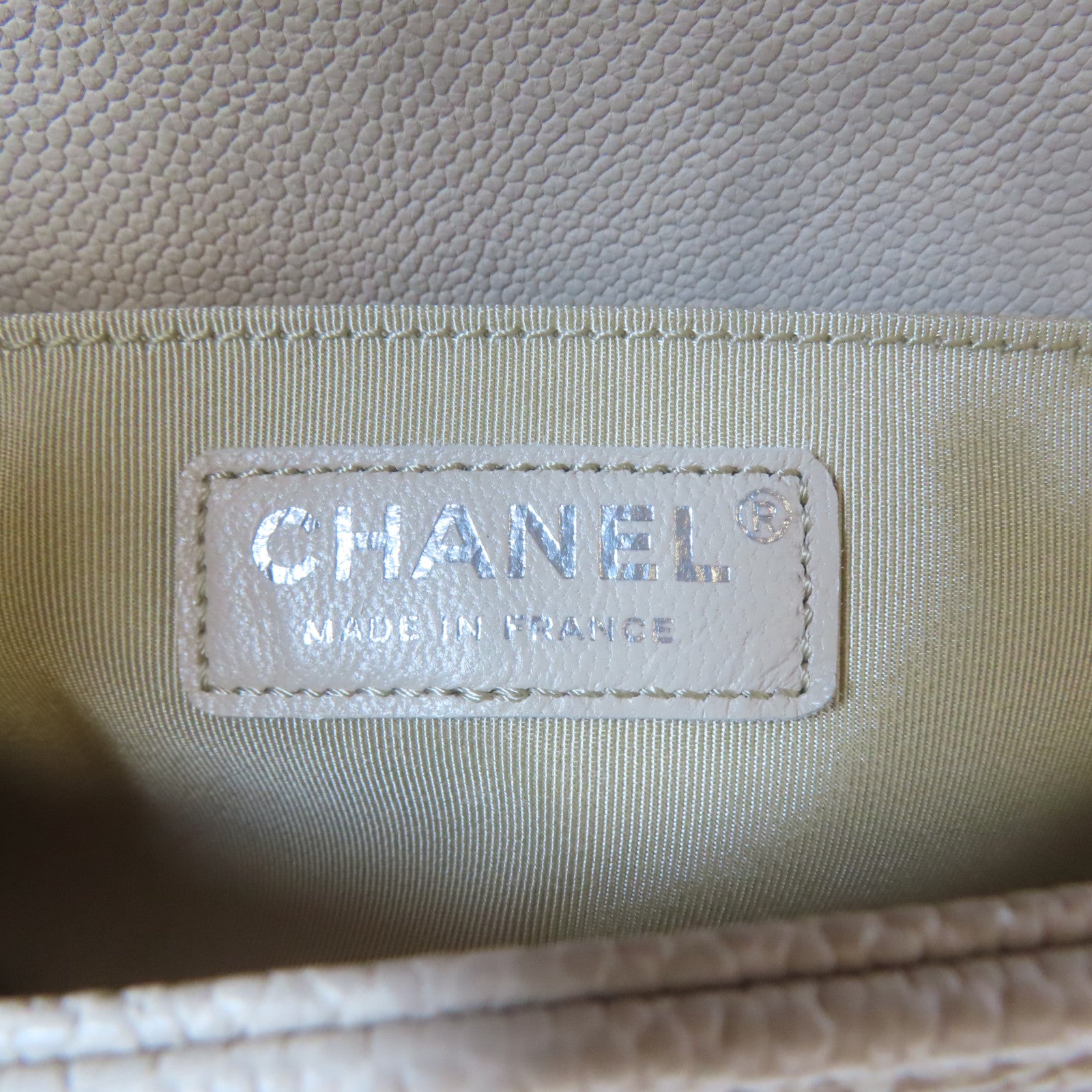 CHANEL 【激減優惠】菱格Caviar皮革Boy Clutch銀扣手拿包米色