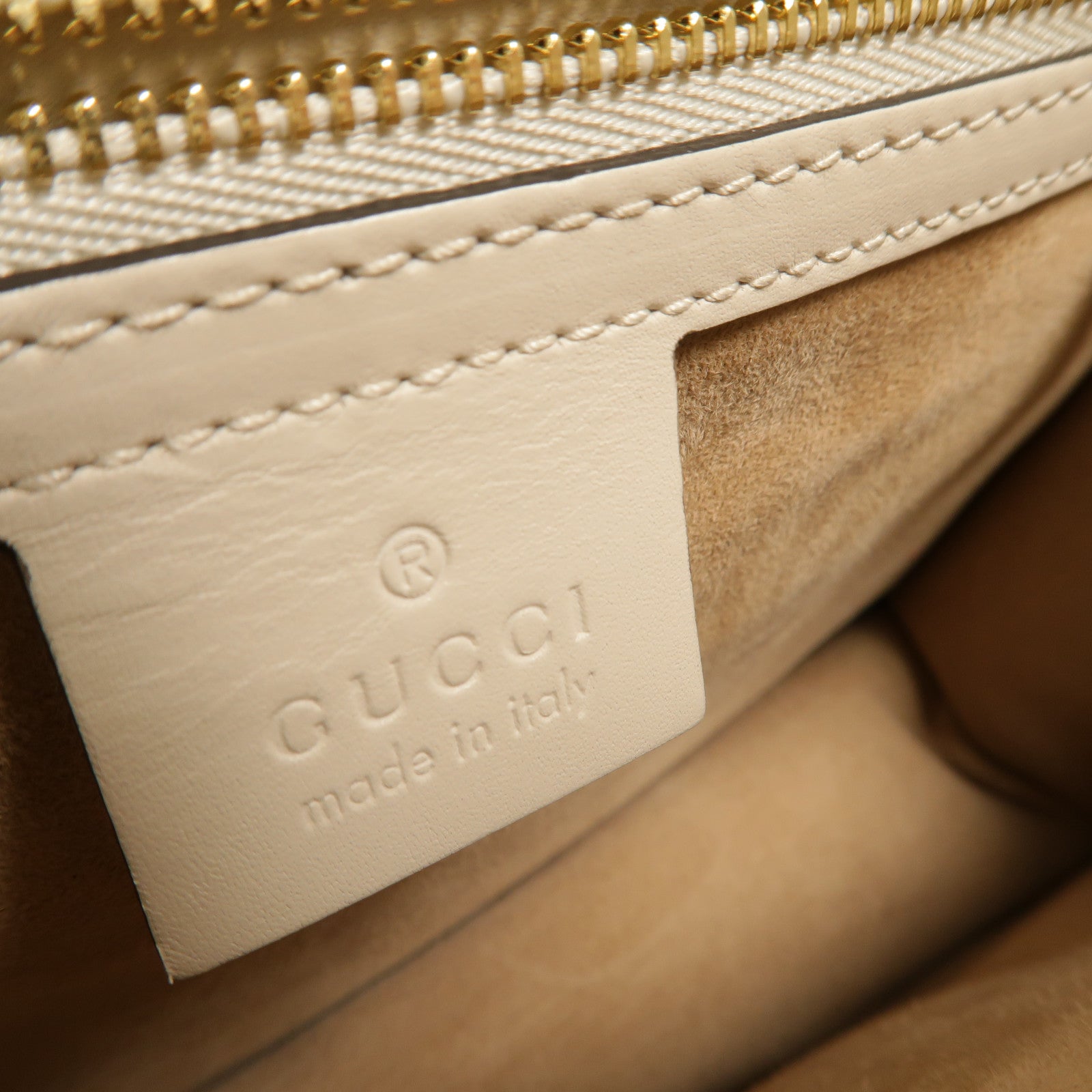 GUCCI 牛皮皮革Sylvie肩背袋