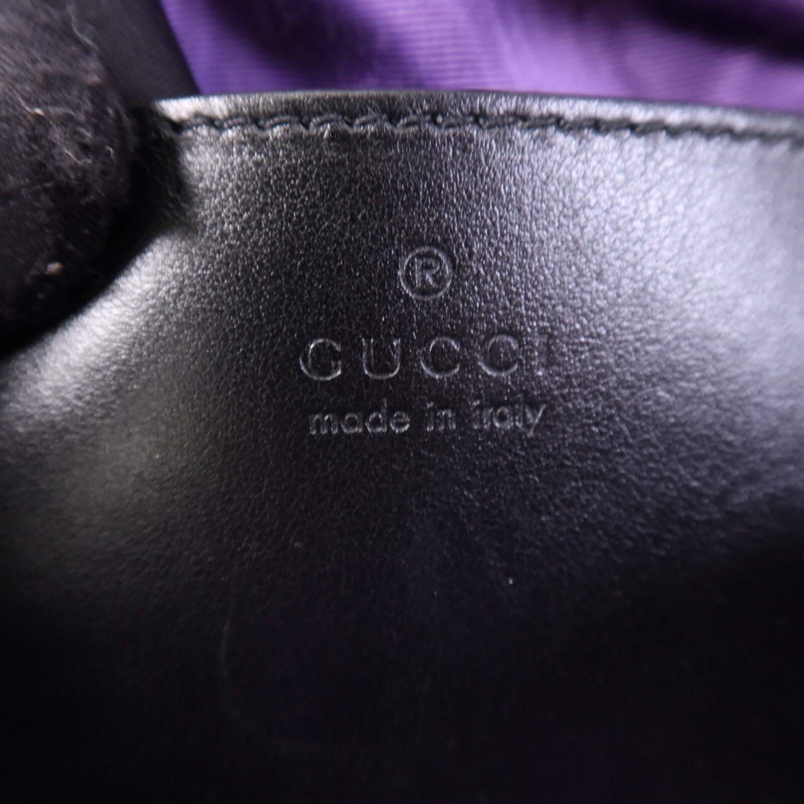 GUCCI 牛皮皮革GG Matelasse銀扣鏈帶手挽袋