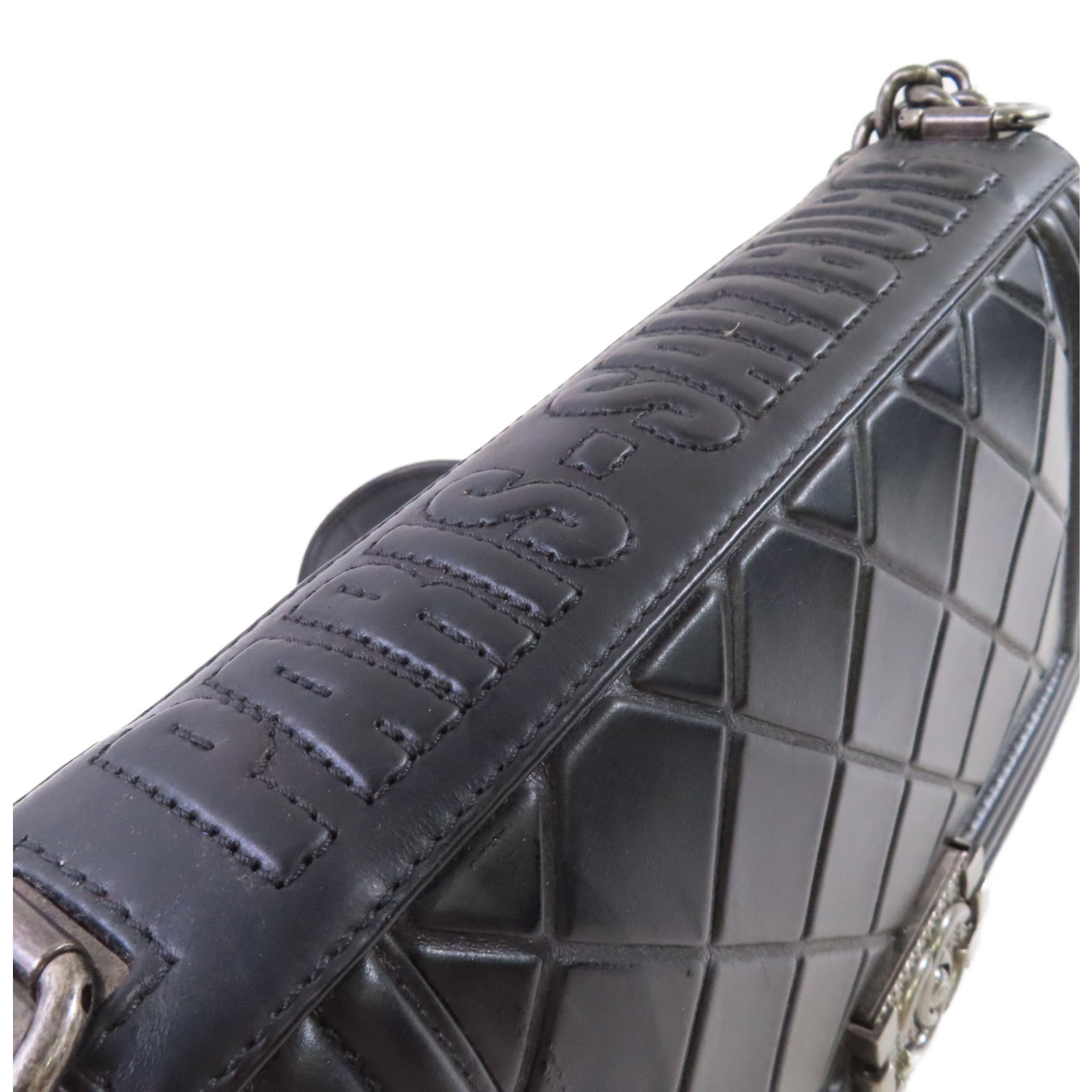 CHANEL 菱格牛皮皮革Boy Chanel 25cm Chain Shoulder Bag銀扣鏈帶肩背袋黑色