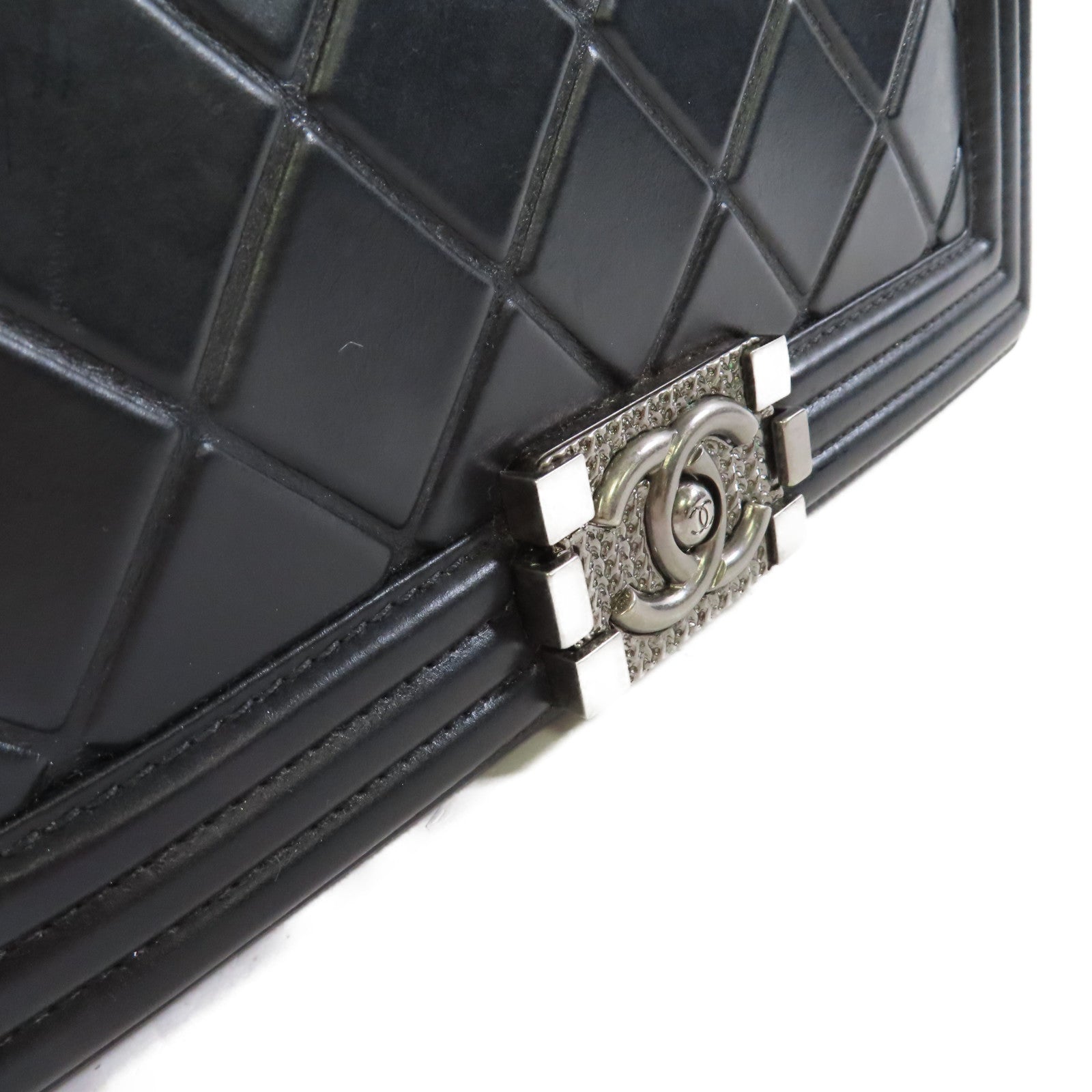 CHANEL 菱格牛皮皮革Boy Chanel 25cm Chain Shoulder Bag銀扣鏈帶肩背袋黑色