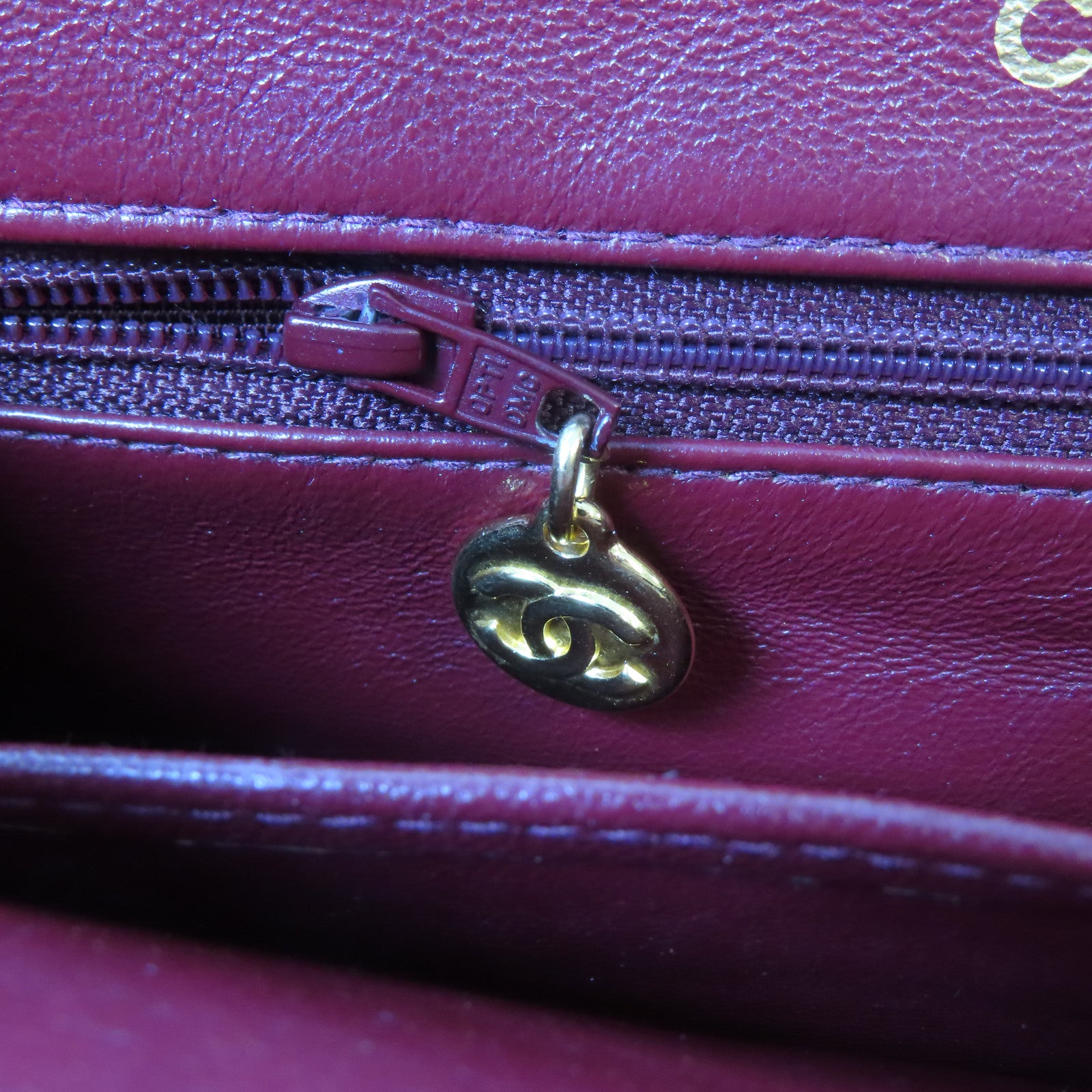 CHANEL 羊皮皮革Vintage Chain Shoulder金扣鏈帶肩背袋深藍色