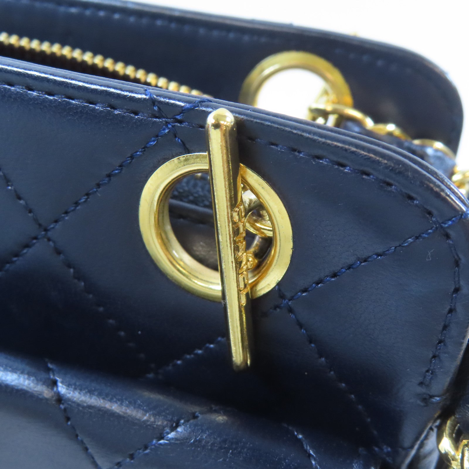 CHANEL 羊皮皮革Vintage Chain Shoulder金扣鏈帶肩背袋深藍色