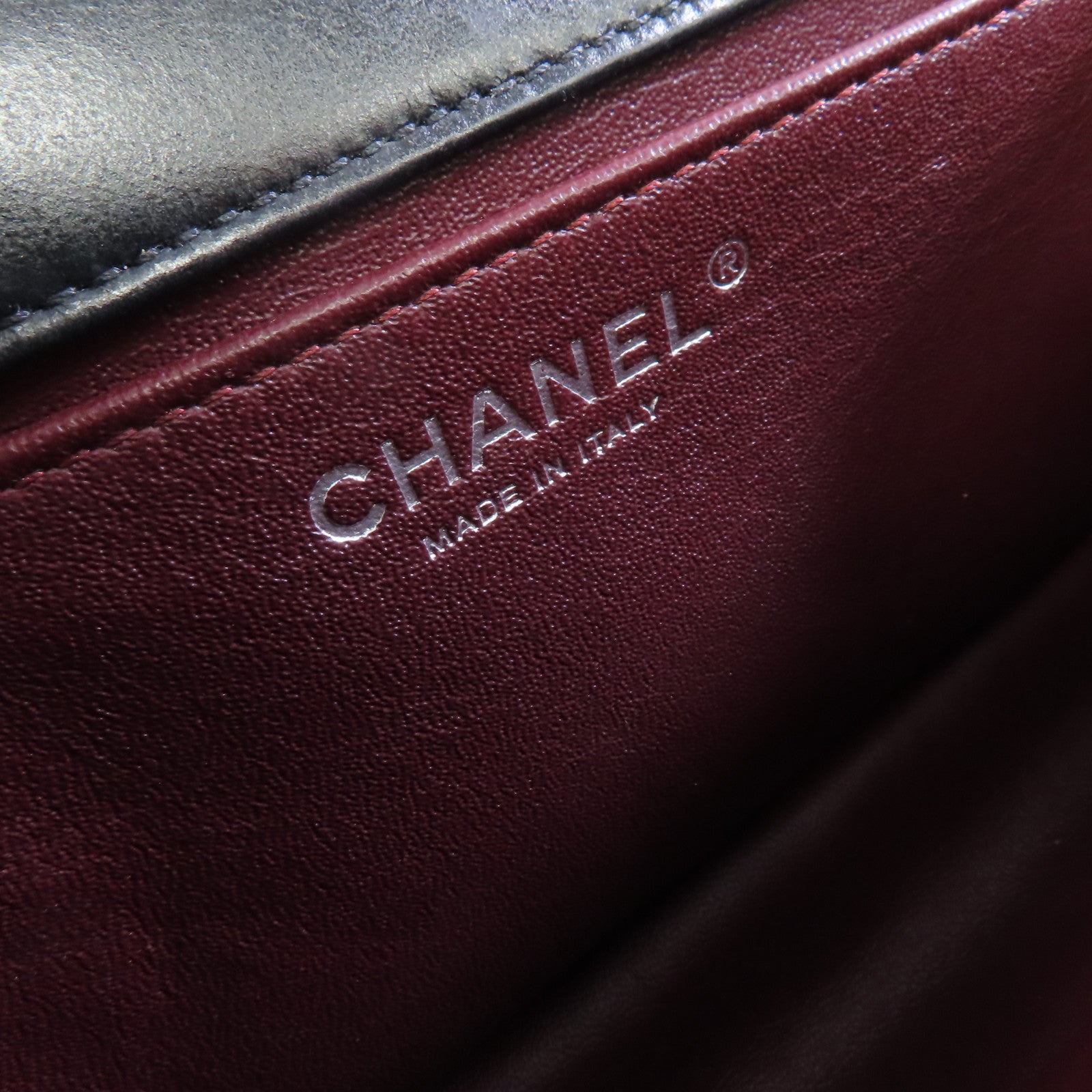 CHANEL 菱格牛皮皮革Boy Chanel 25cm Chain Shoulder Bag銀扣鏈帶肩背袋黑色