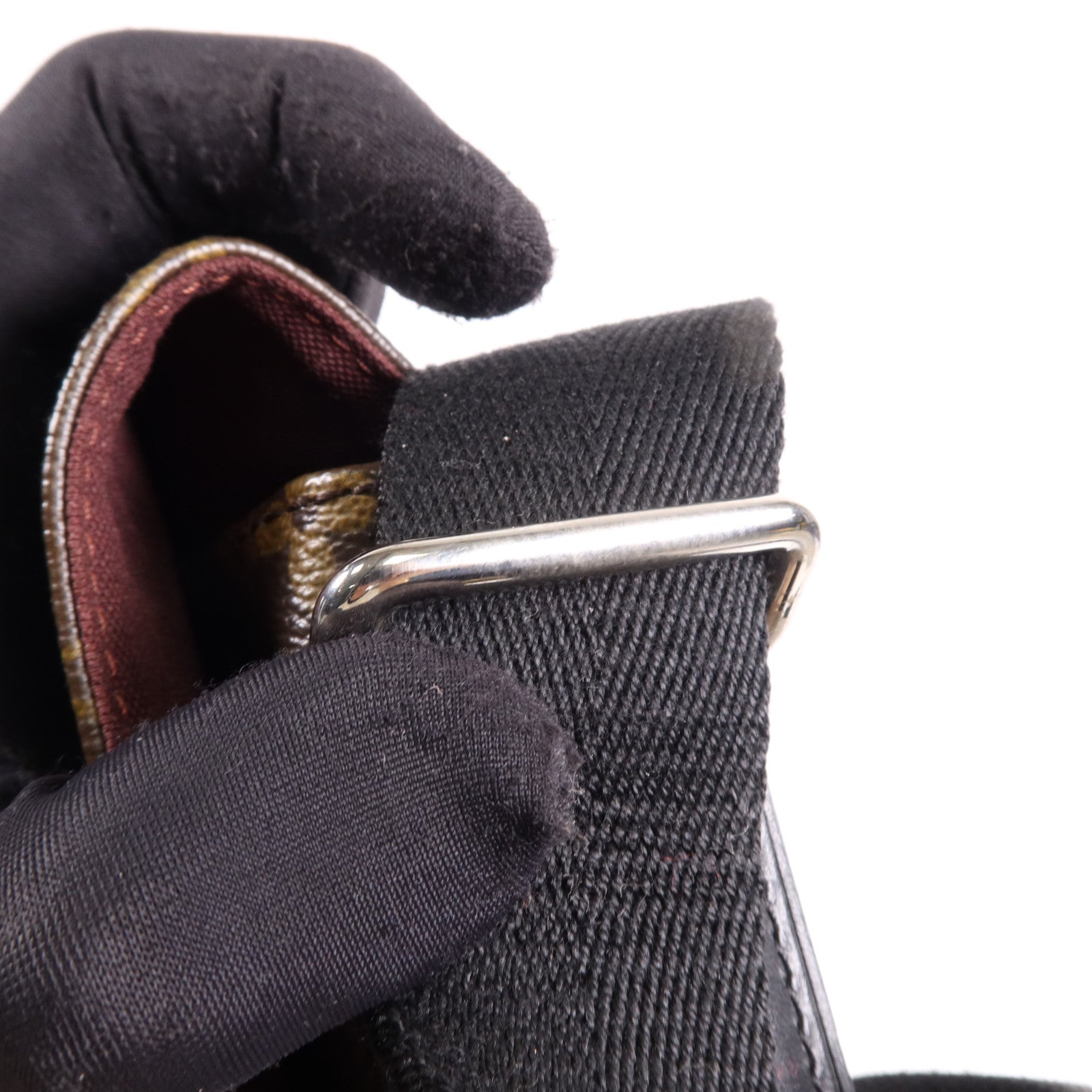 LOUIS VUITTON Monogram Macassar Distrist MM銀扣肩背袋