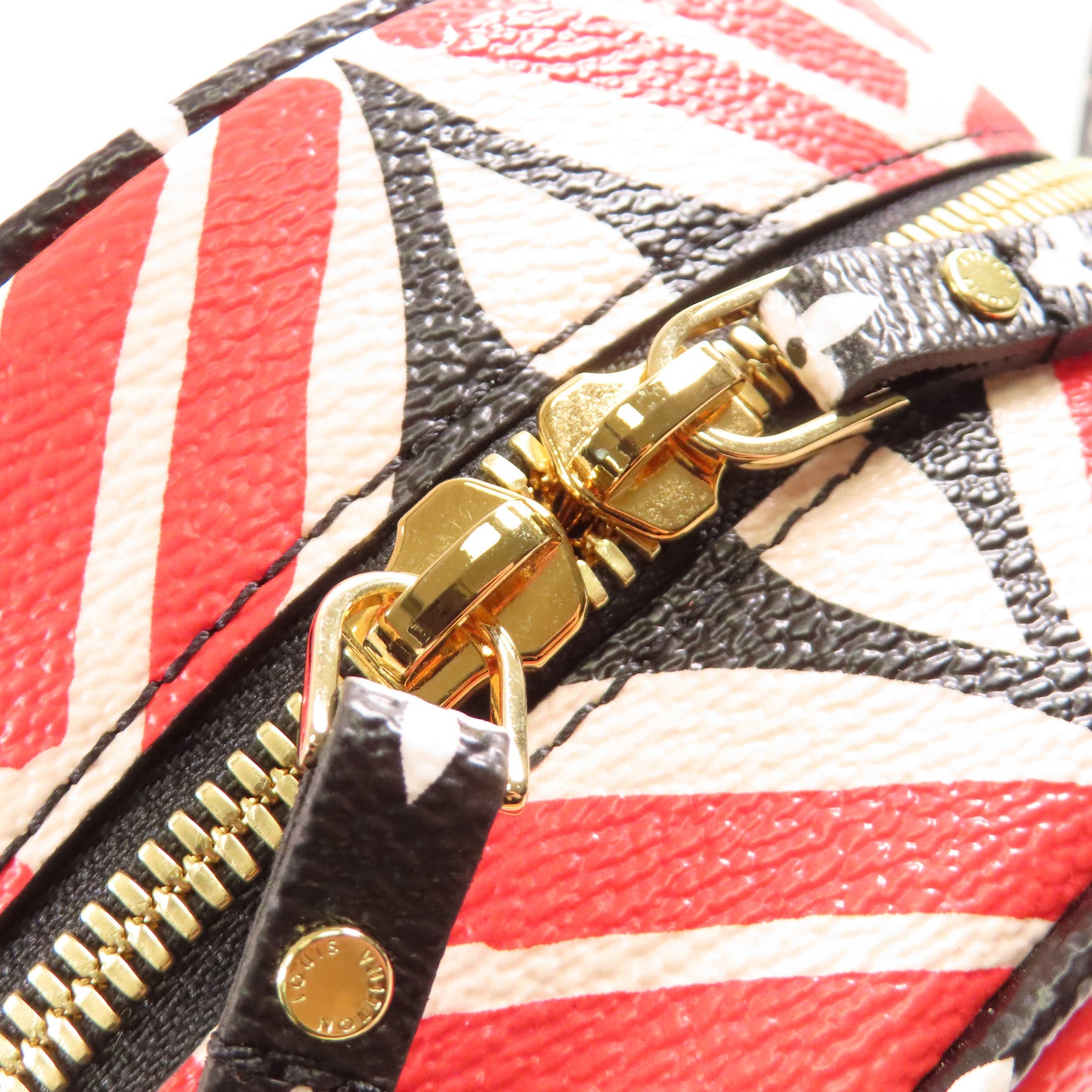 LOUIS VUITTON Monogram Giant Boite Chapeau金扣肩背袋