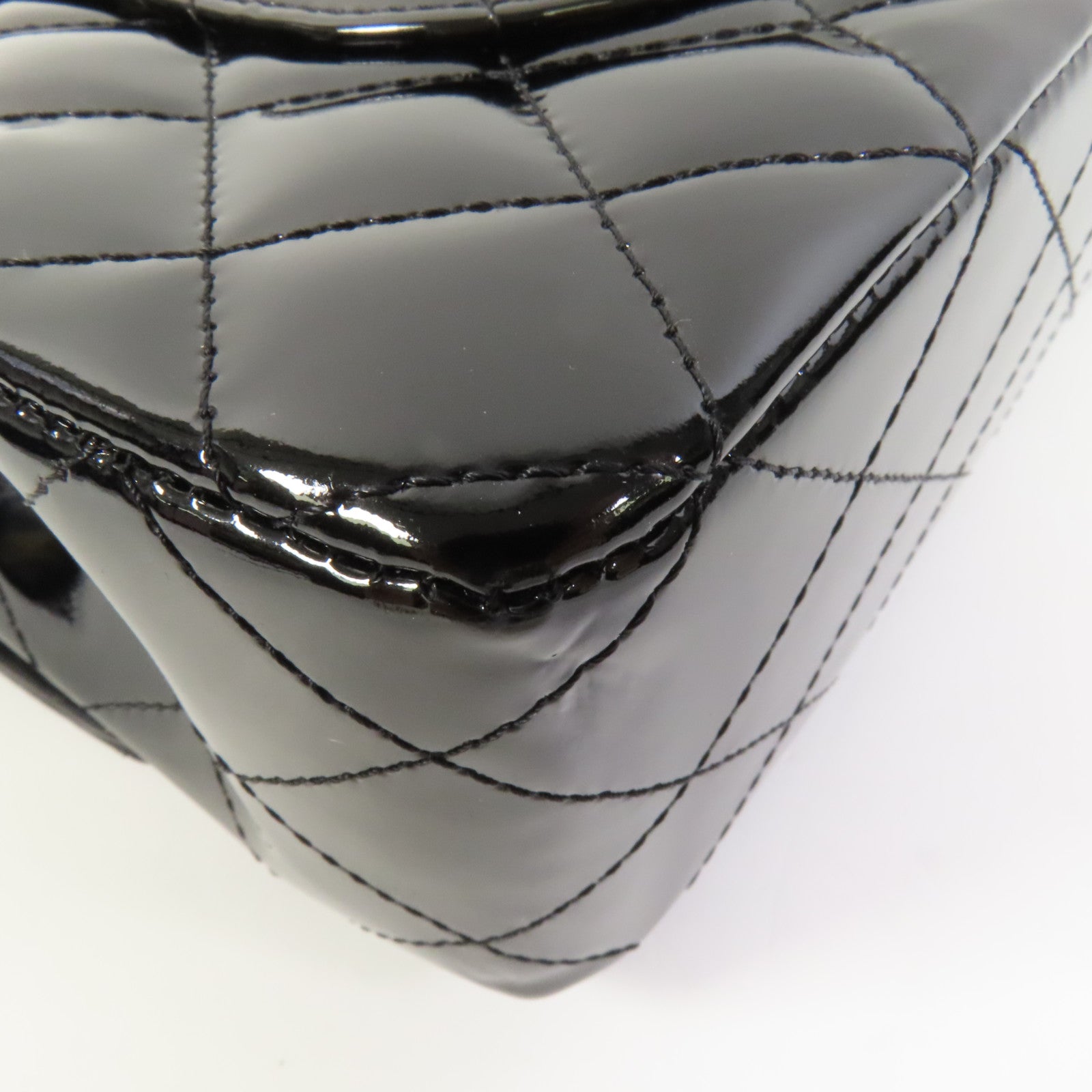 CHANEL 漆皮皮革Classic 25銀扣鏈帶肩背袋