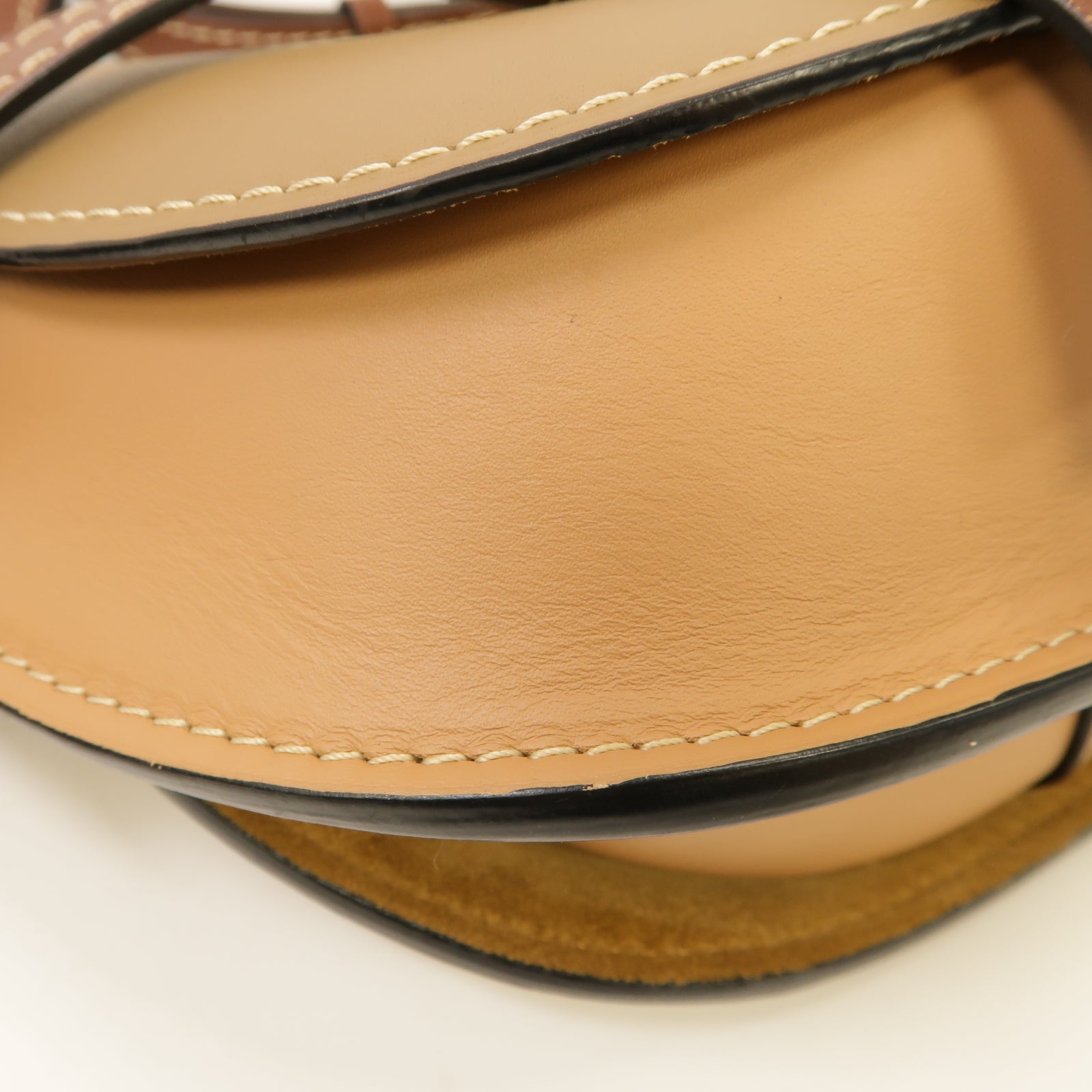 LOEWE 牛皮皮革Gate Small金扣肩背袋棕色