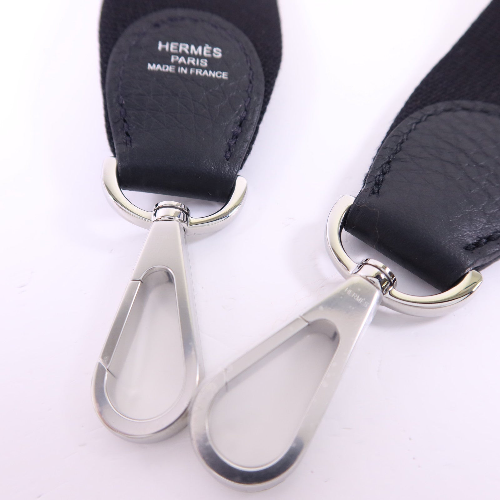 HERMES Clemence皮革Evelyne 23銀扣肩背袋Noir