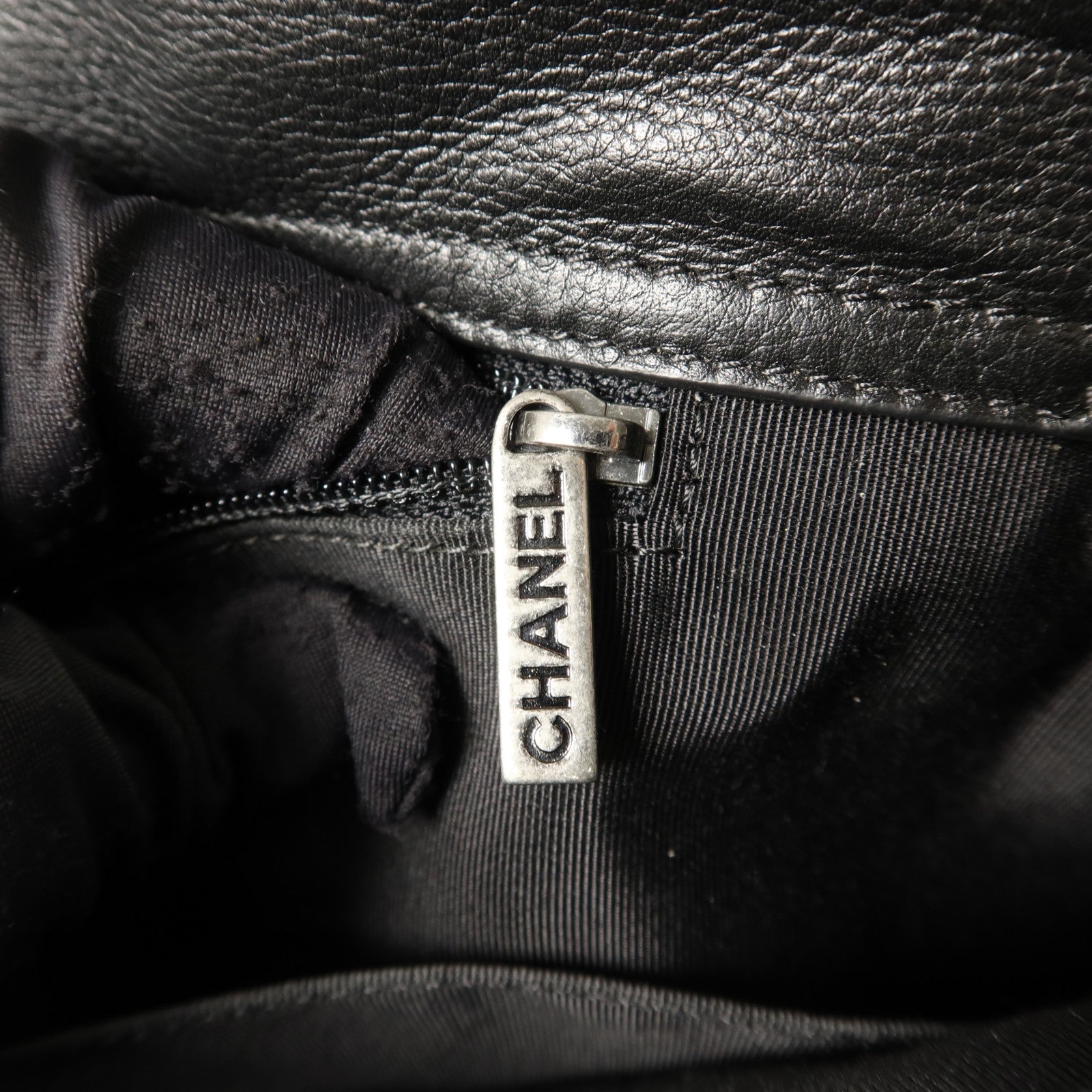CHANEL 牛皮皮革Quilted Frame In Chain Tote手挽袋