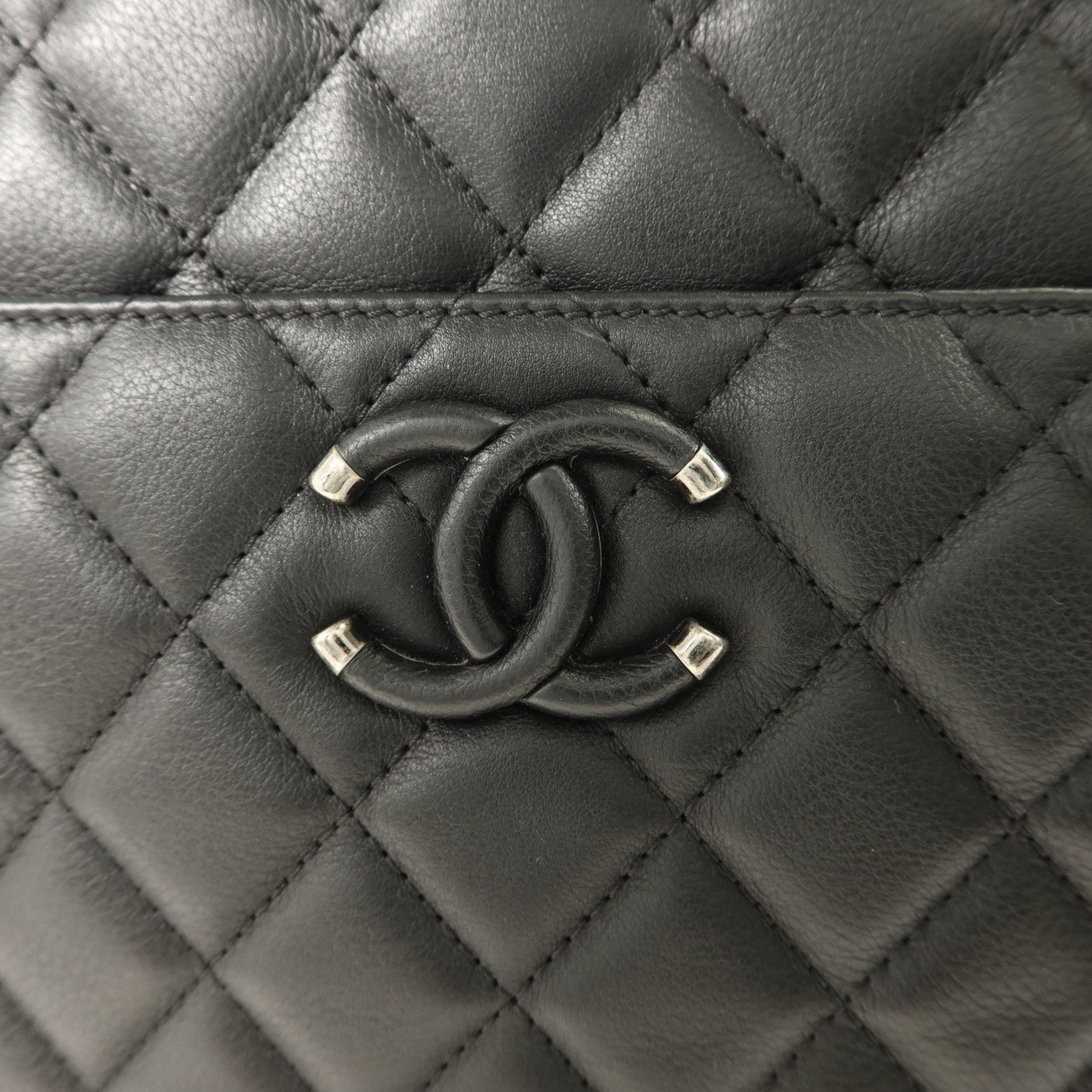 CHANEL 牛皮皮革Quilted Frame In Chain Tote手挽袋