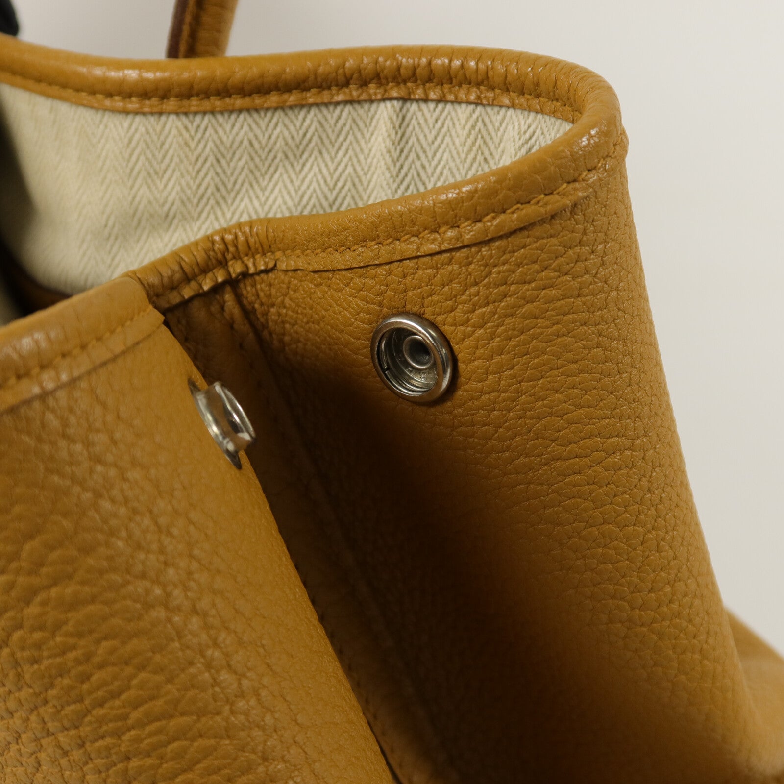 HERMES Negonda皮革Garden Party PM手挽袋Sesame