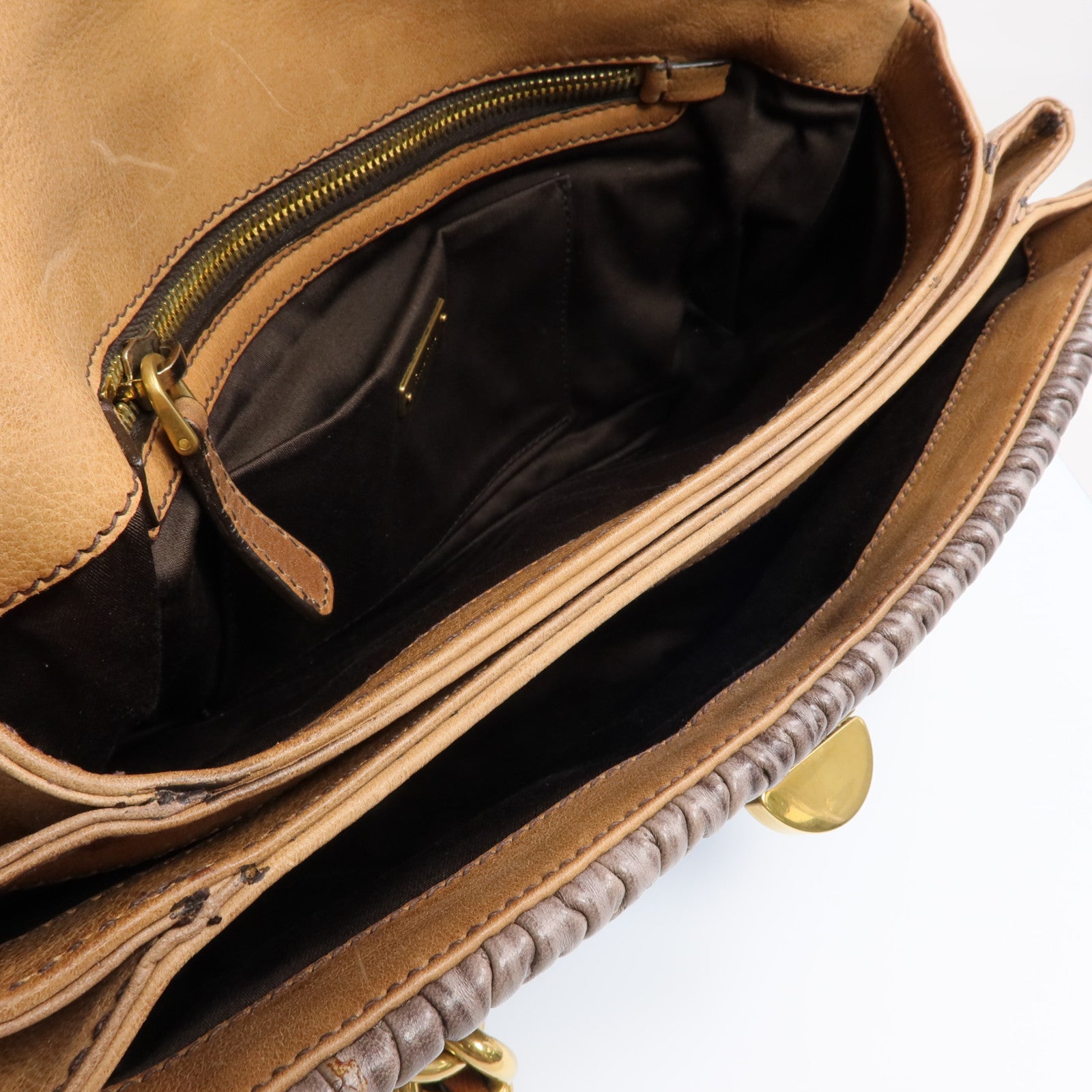 Miu Miu 羊皮皮革Sholder Bag 金扣肩背袋
