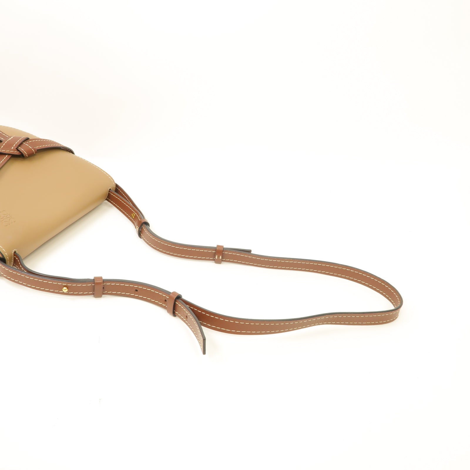LOEWE 牛皮皮革Gate Small金扣肩背袋棕色