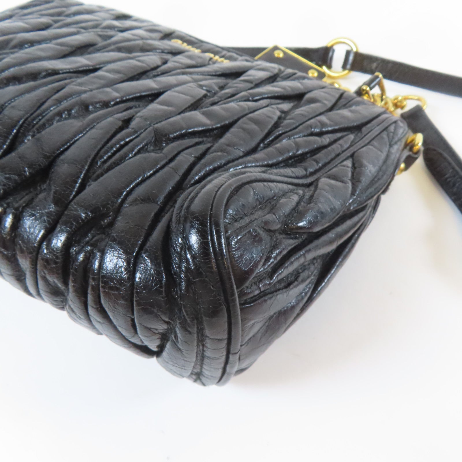 Miu Miu 皮革Hand Bag金扣手挽袋黑色