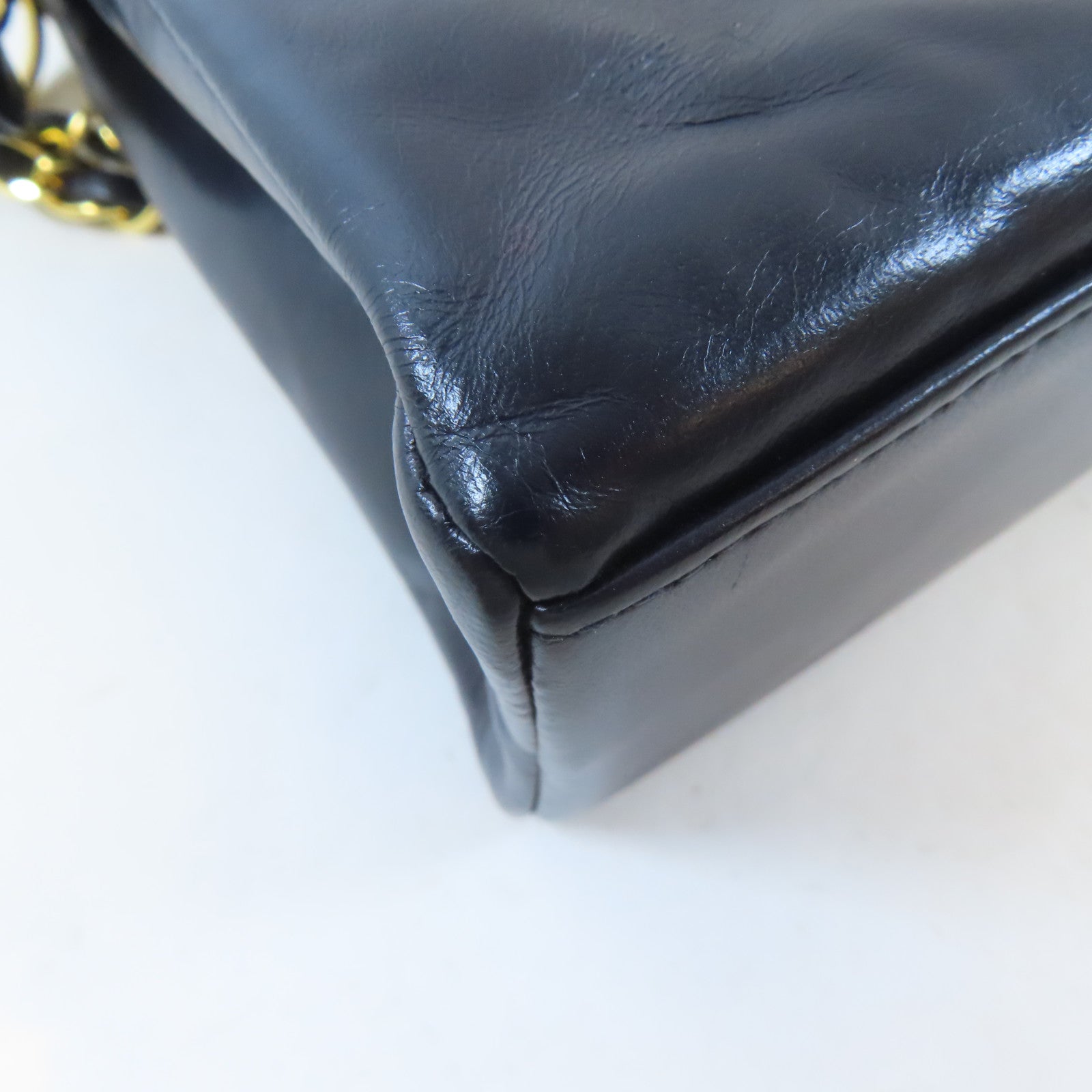 CHANEL 羊皮皮革Vintage Chain Shoulder金扣鏈帶肩背袋深藍色