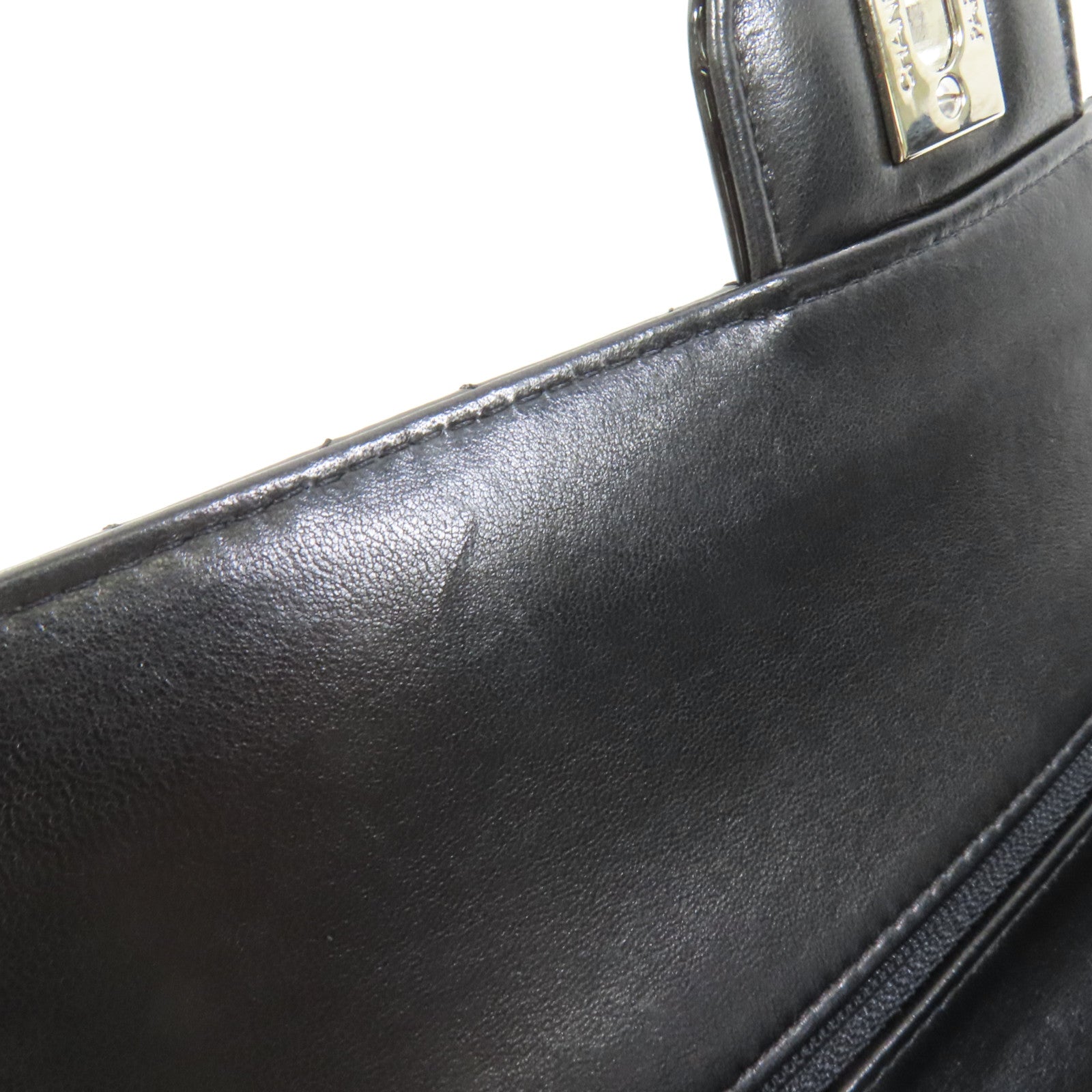 CHANEL 漆皮皮革Classic 25銀扣鏈帶肩背袋
