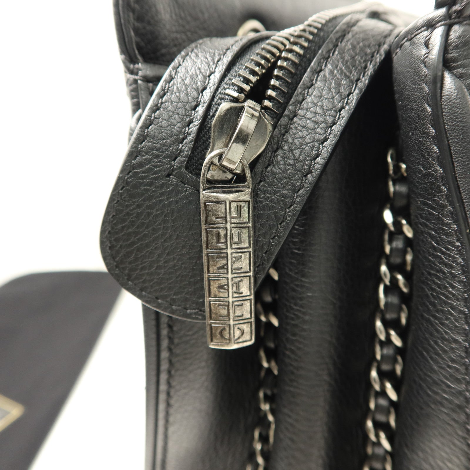 CHANEL 牛皮皮革Quilted Frame In Chain Tote手挽袋