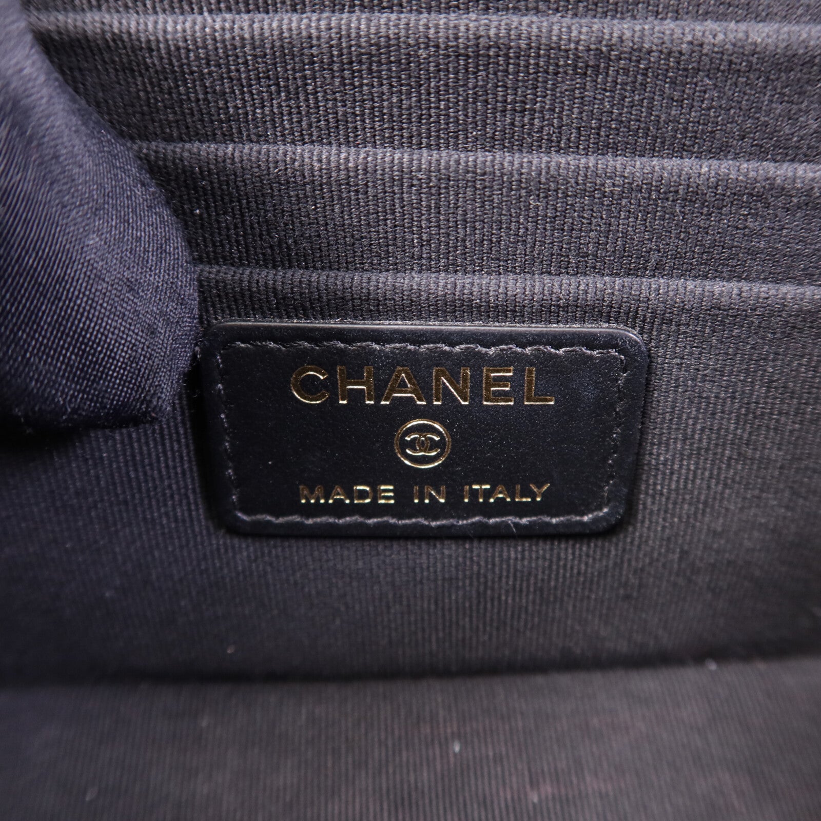 CHANEL 【激減優惠】羊皮皮革Vanity Case金扣鏈帶肩背袋