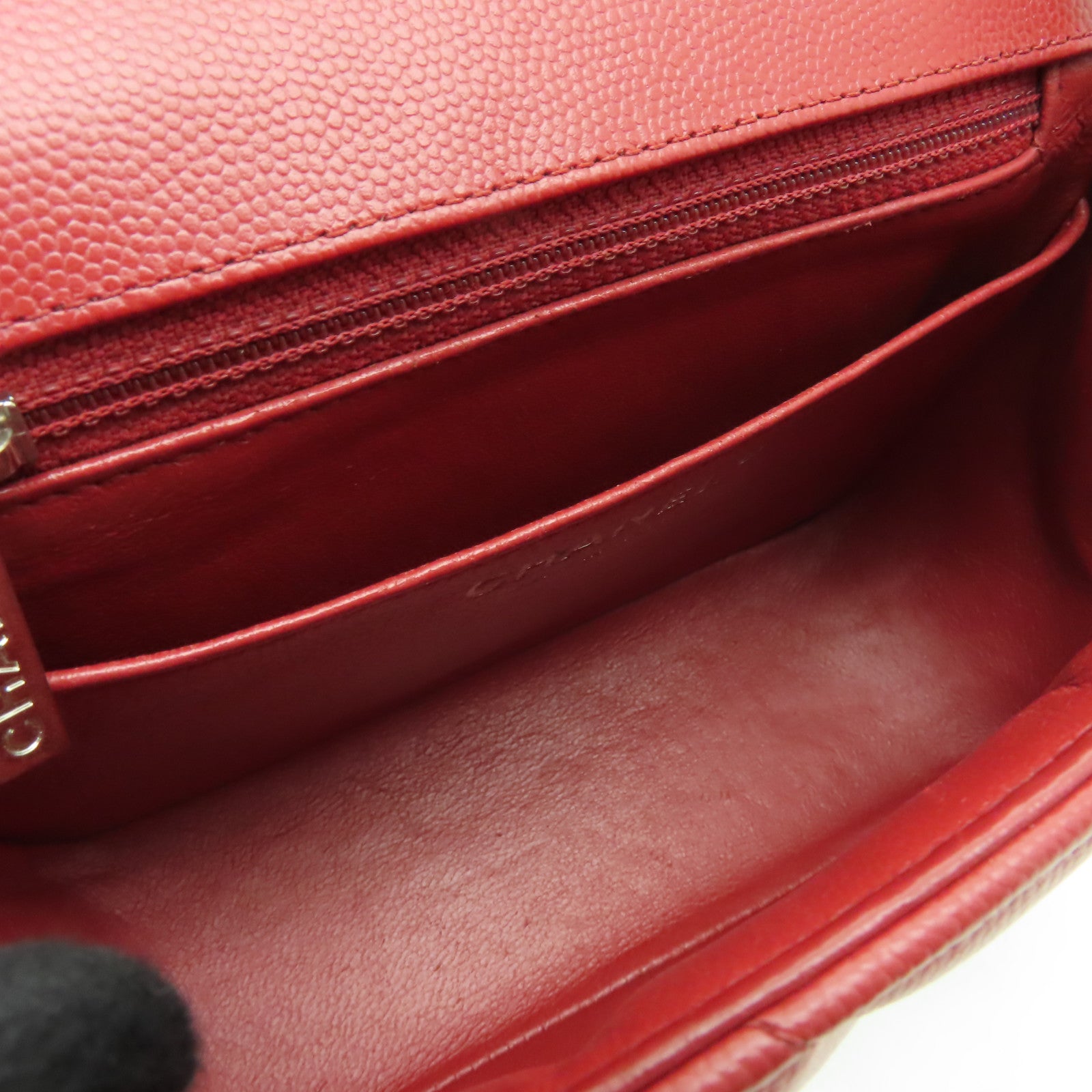 CHANEL 【激減優惠】斜紋Caviar皮革Classic Flap 17cm銀扣鏈帶肩背袋紅色