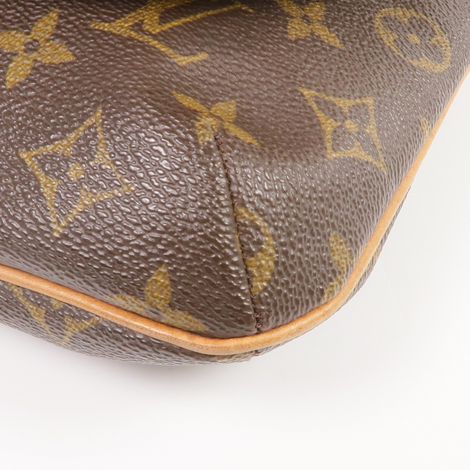 LOUIS VUITTON Monogram Musette Tango Short金扣肩背袋
