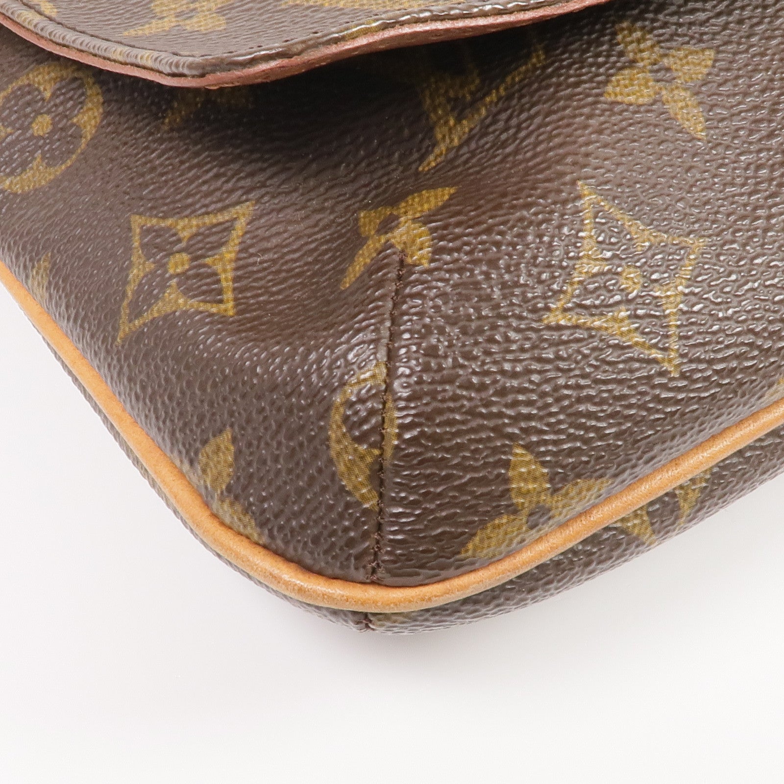 LOUIS VUITTON Monogram Musette Tango Short金扣肩背袋