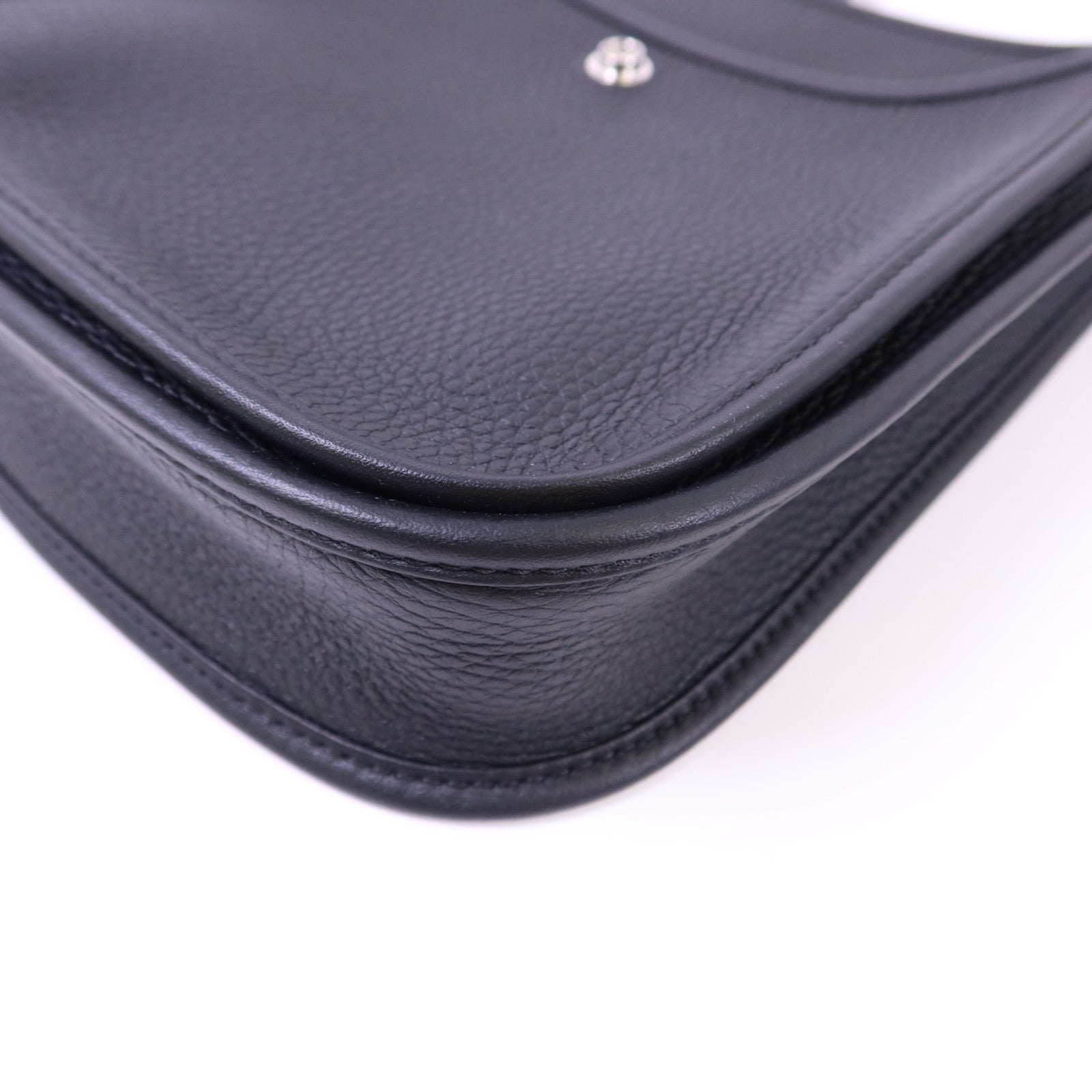 HERMES Clemence皮革Evelyne 23銀扣肩背袋Noir