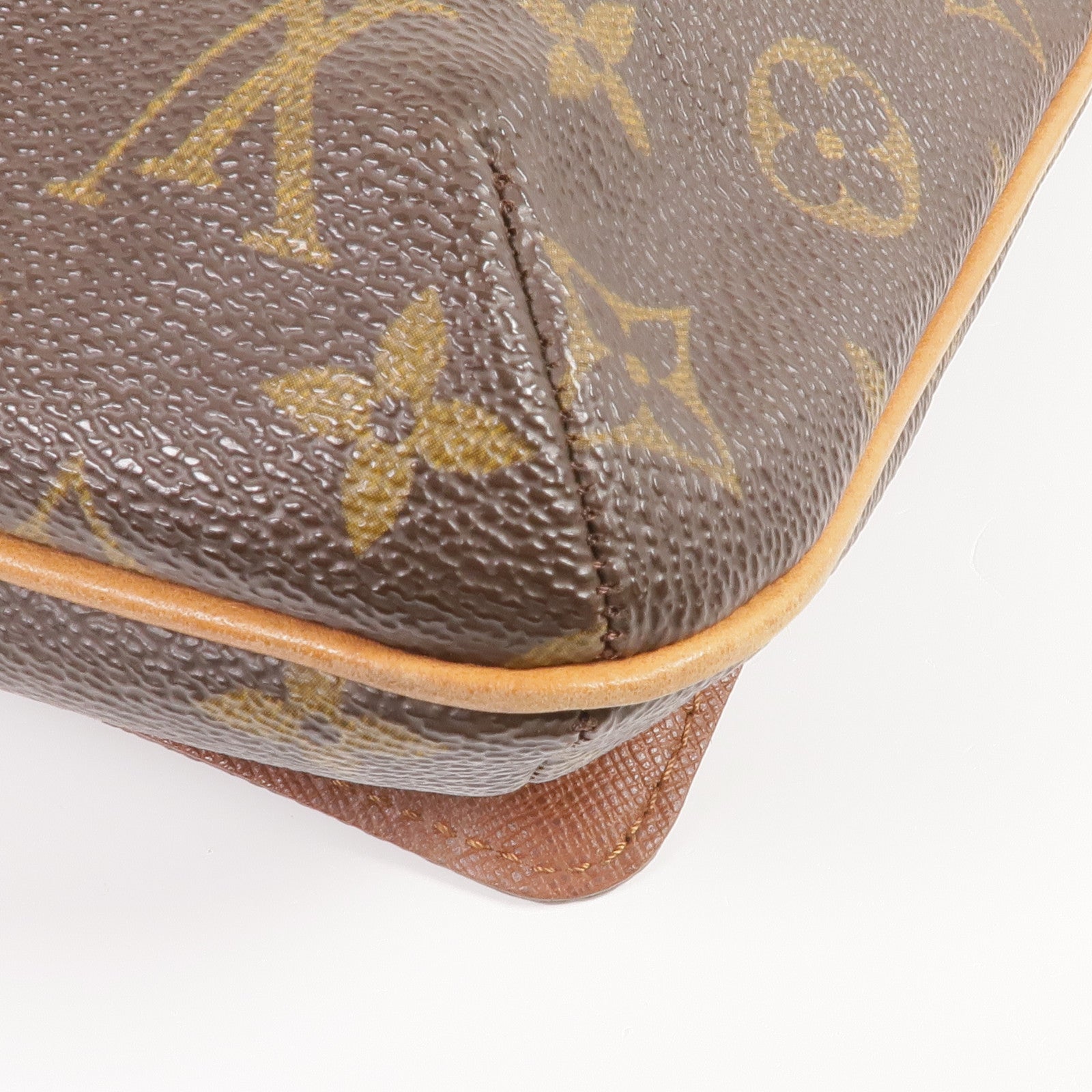 LOUIS VUITTON Monogram Musette Tango Short金扣肩背袋