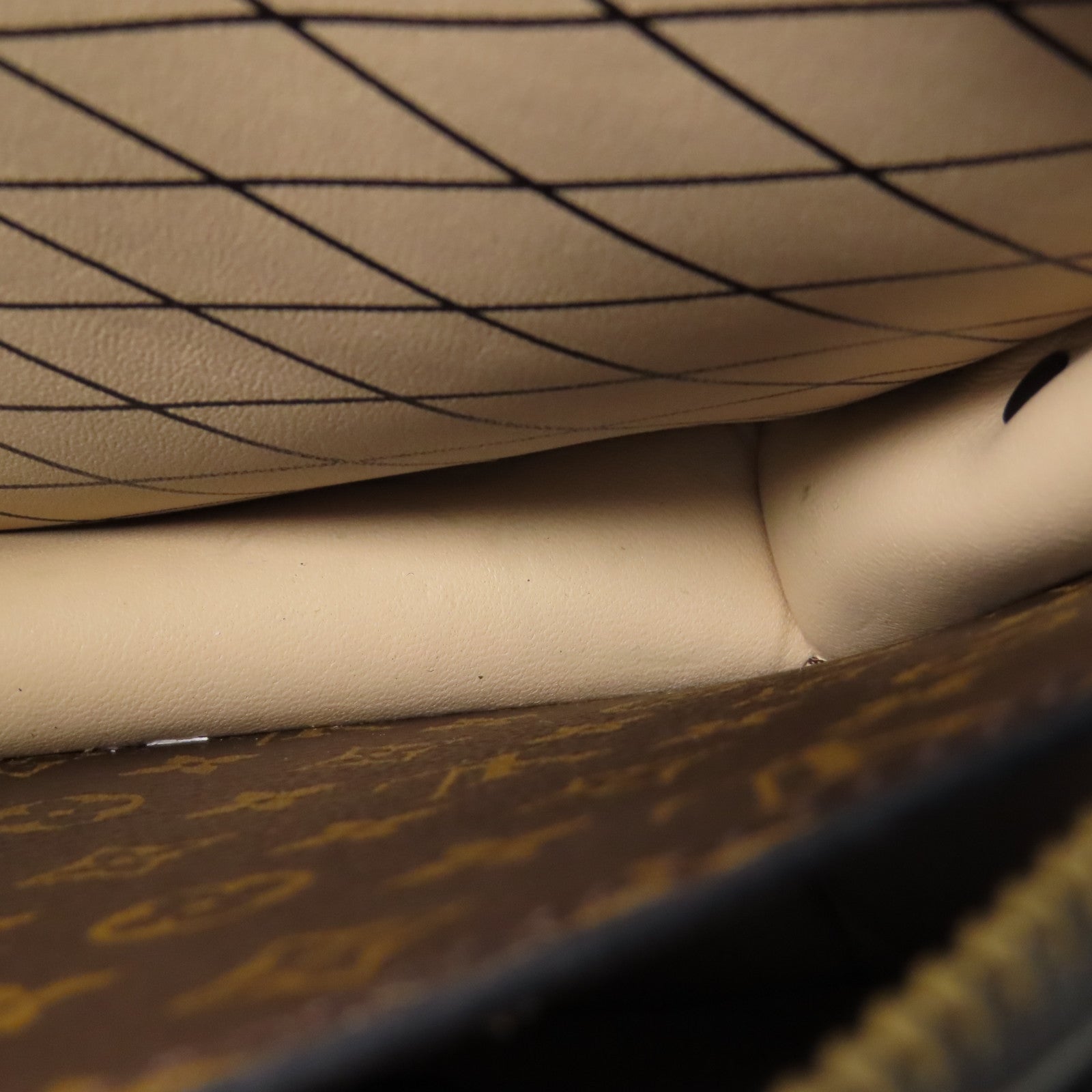 LOUIS VUITTON Monogram Reverse Trunk Clutch金扣肩背袋棕色