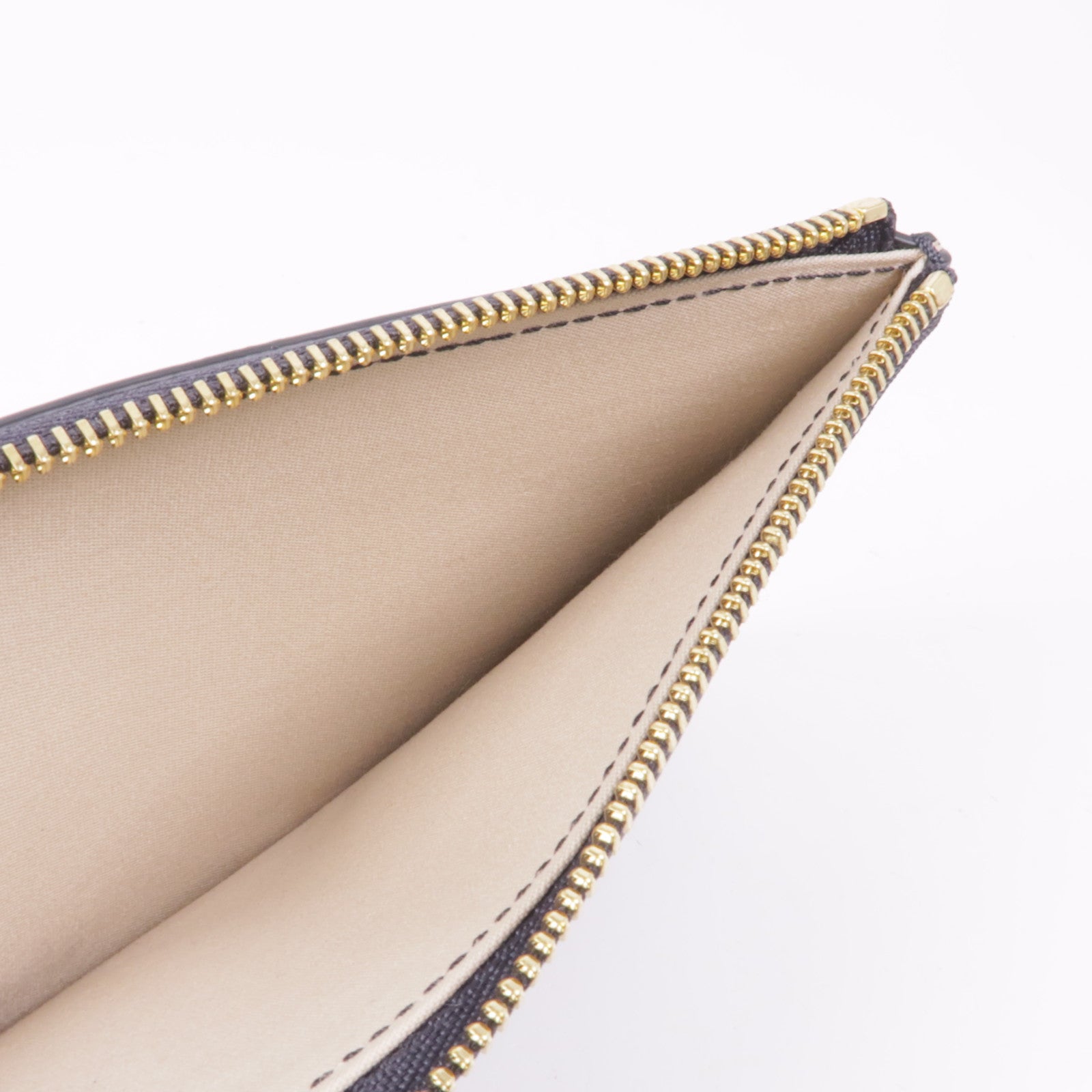 Chloe 牛皮皮革Card Case金扣卡片套