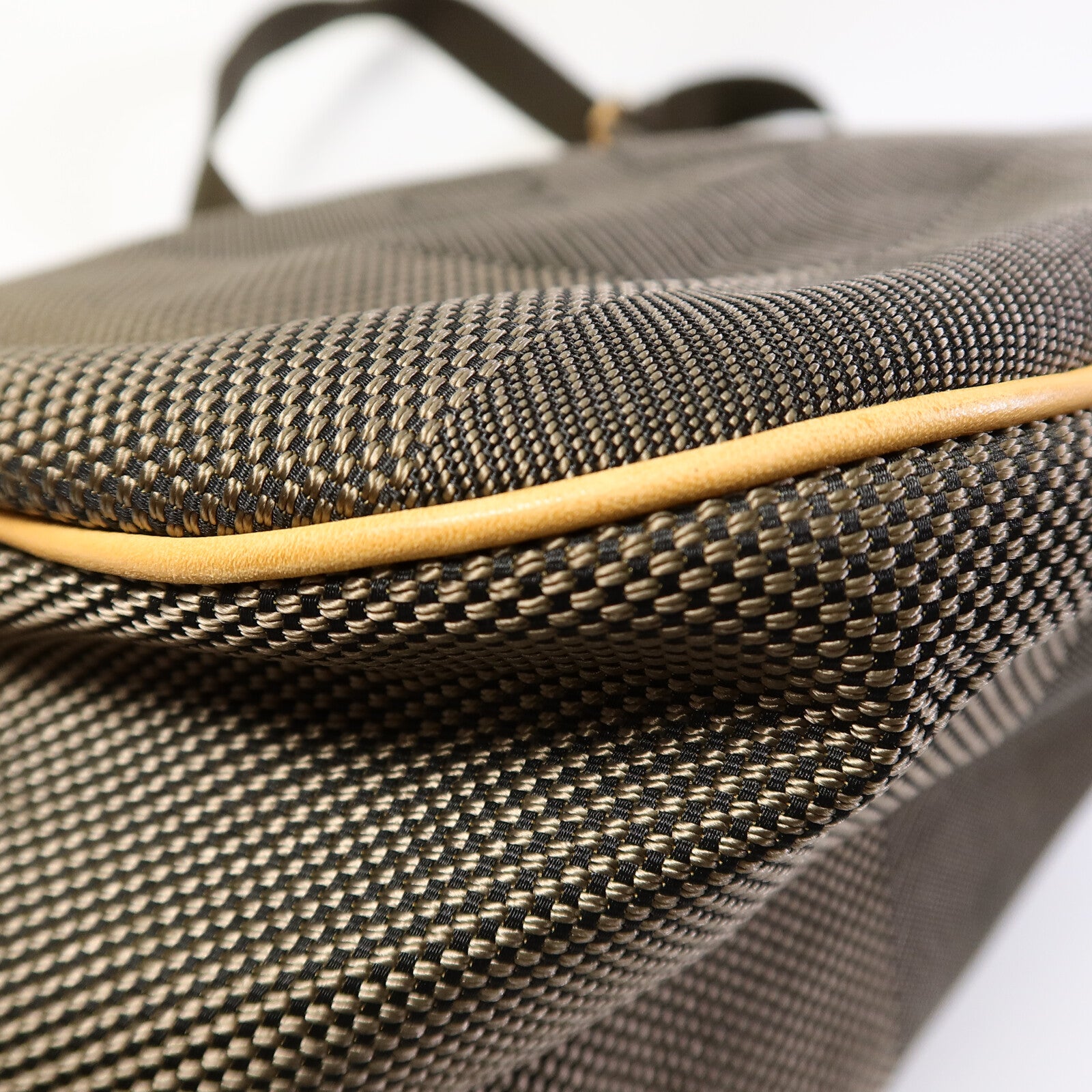 LOUIS VUITTON Damier Geant Explorateur肩背袋