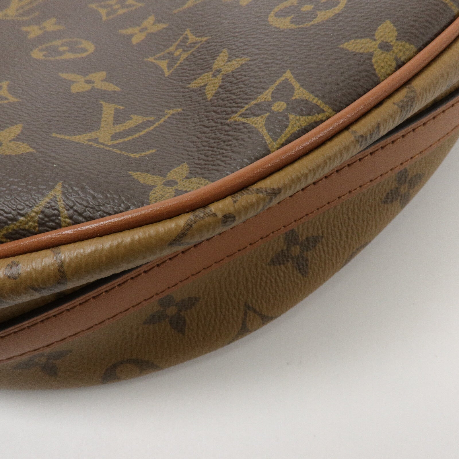 LOUIS VUITTON Monogram Reverse Loop Hobo手挽肩背兩用袋