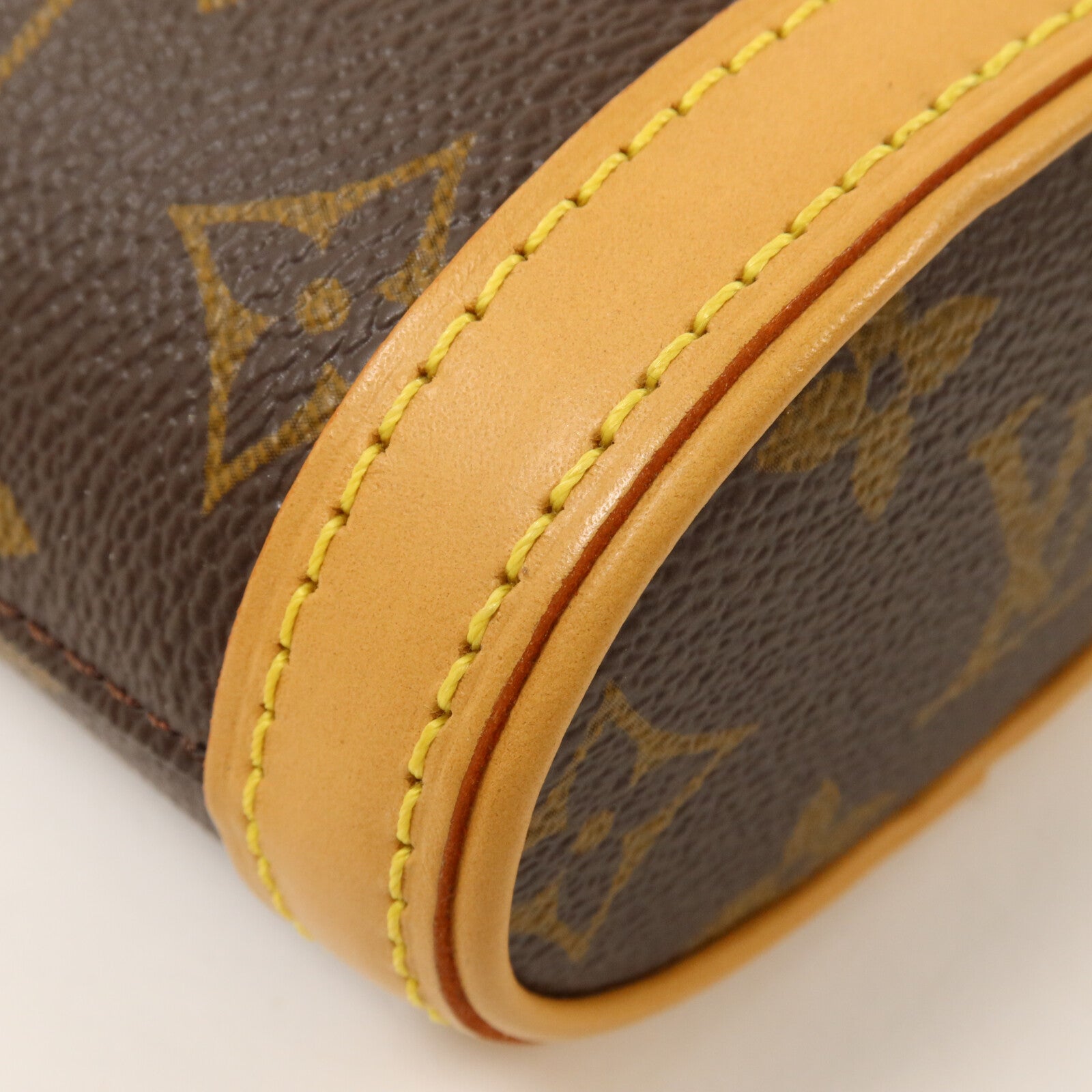 LOUIS VUITTON Monogram Fold Me Pouch肩背袋
