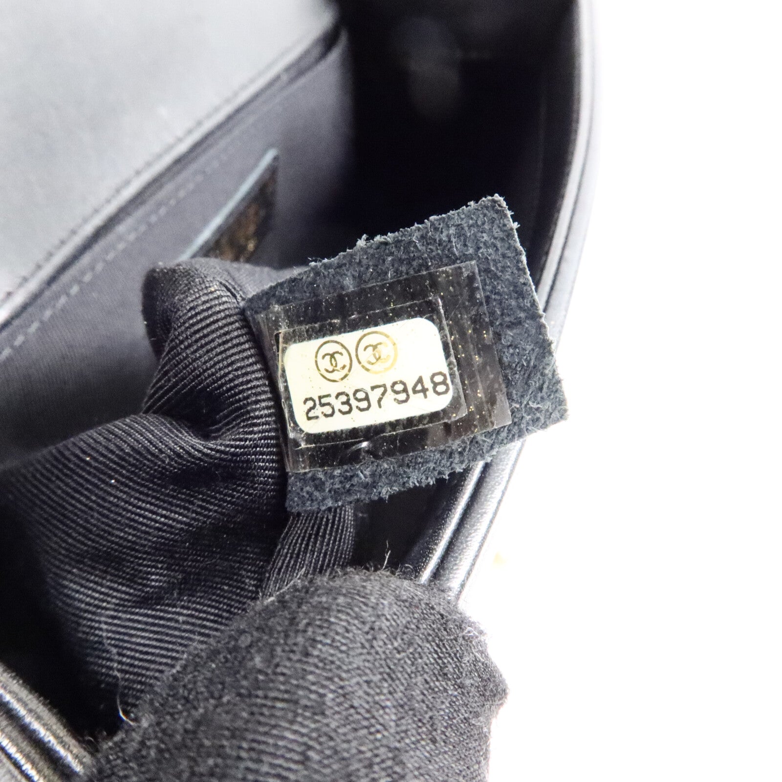 CHANEL 羊皮皮革Boy 20鏈帶肩背袋