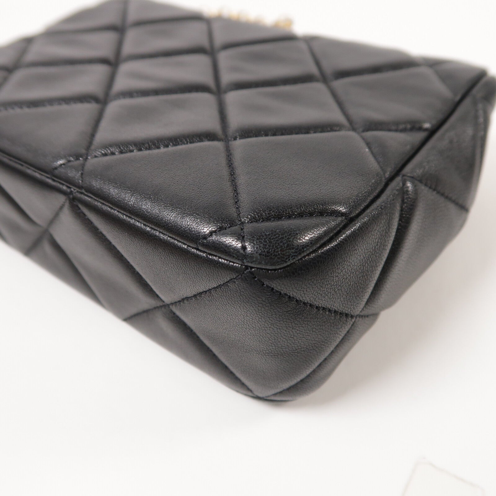 CHANEL 羊皮皮革Chain Shoulder鏈帶肩背袋