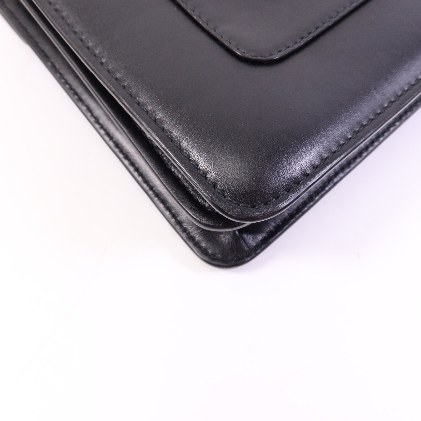 BVLGARI 牛皮皮革Serpenti Forever金扣鏈帶肩背袋