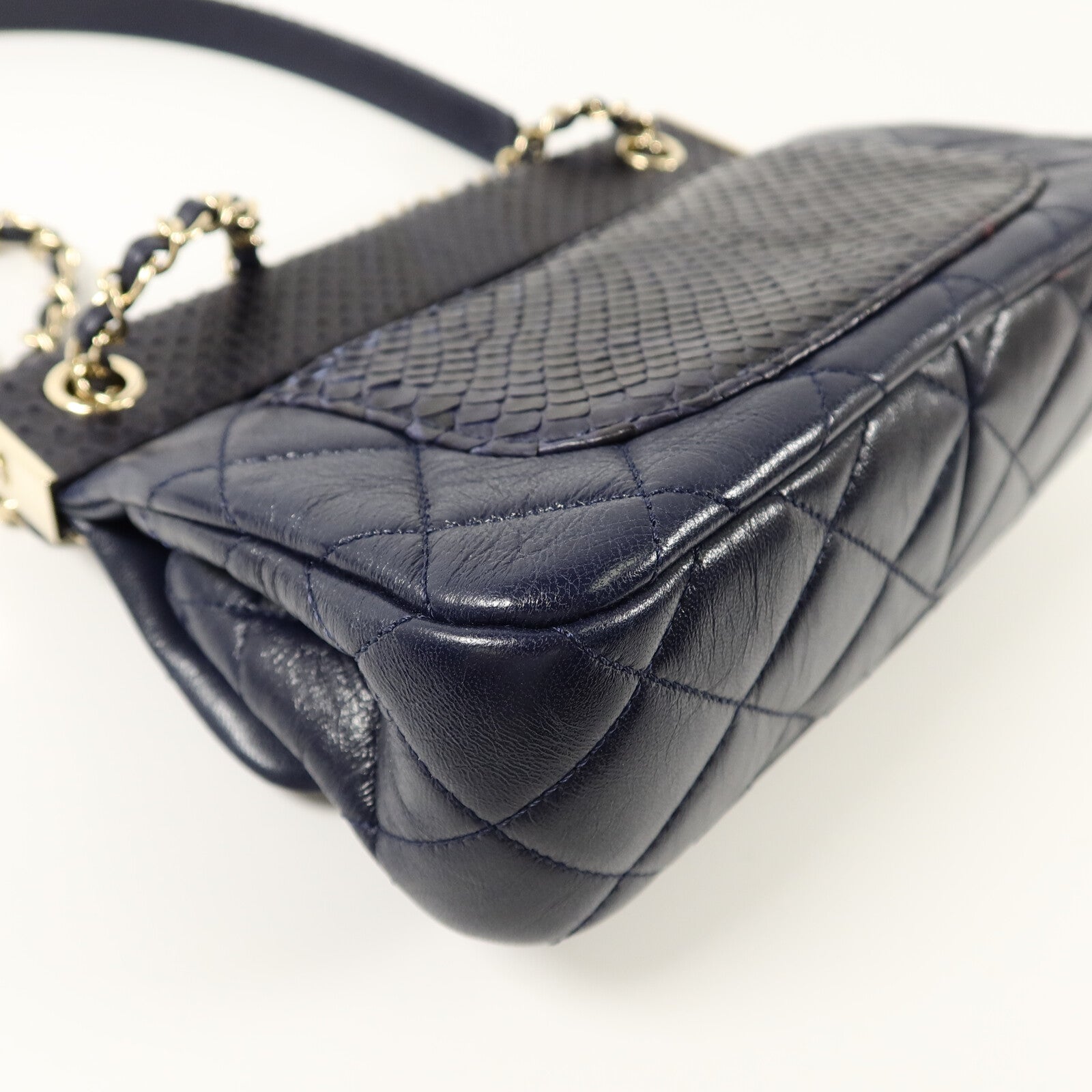 CHANEL Python/羊皮皮革Classic Frame Flap Bag鏈帶肩背袋
