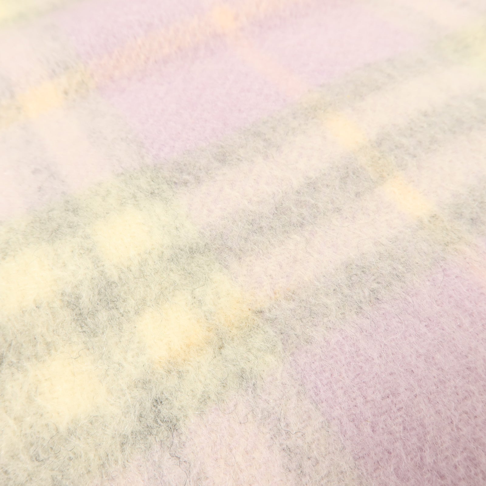BURBERRY 羊毛Scarf 132x31cm圍巾