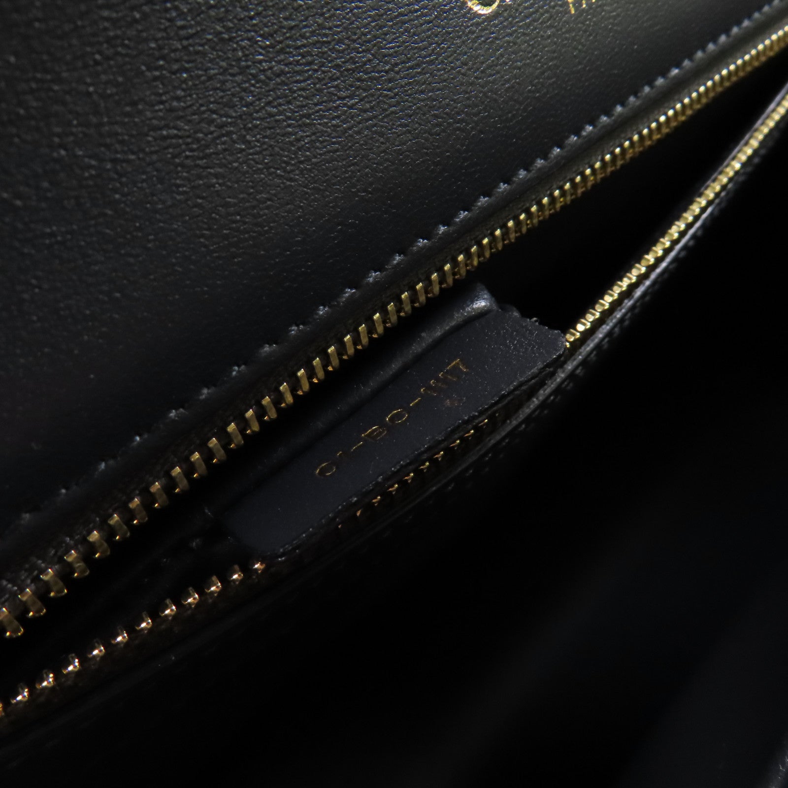 Dior 【激減優惠】牛皮皮革Diorama金扣鏈帶肩背袋