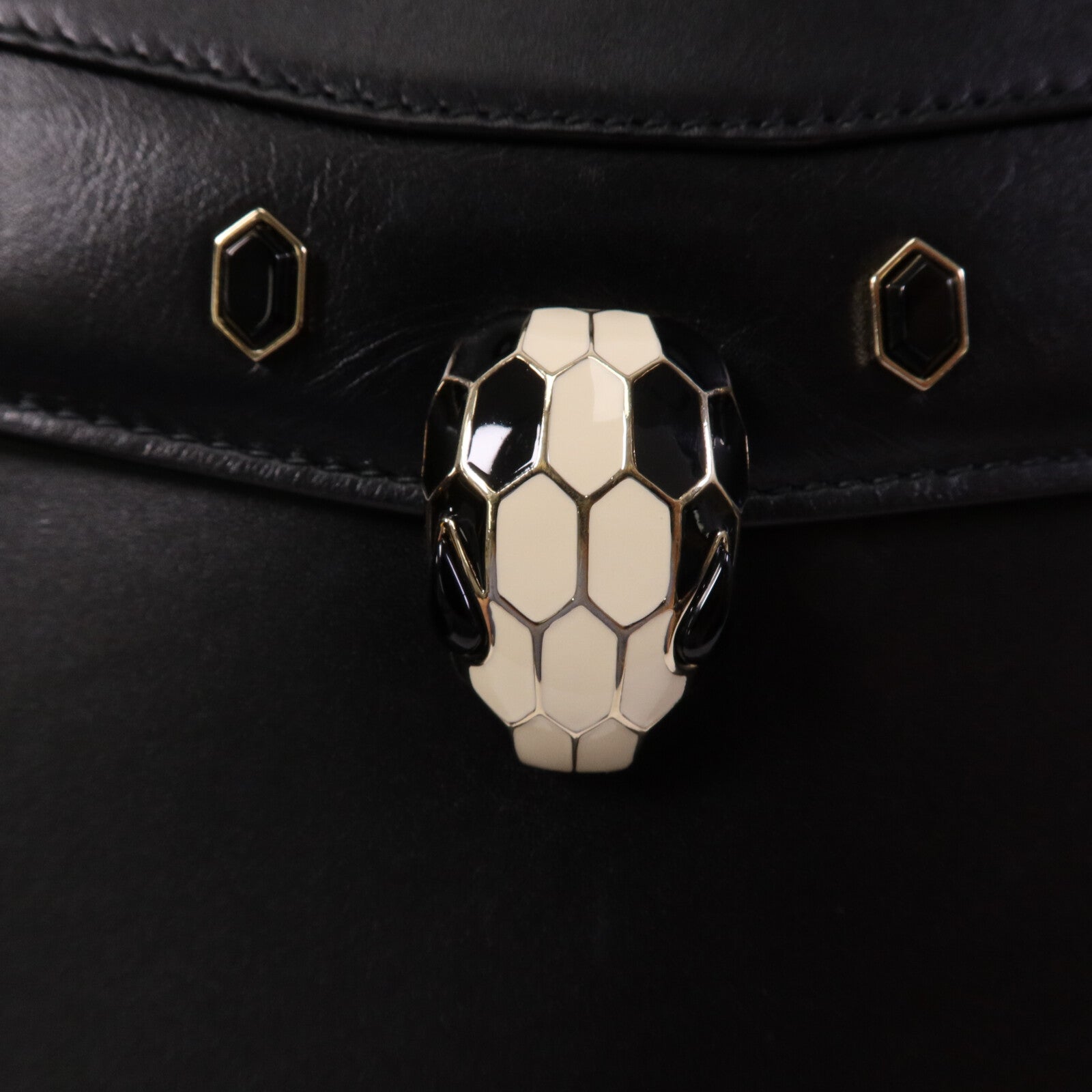 BVLGARI 牛皮皮革Serpenti Forever金扣鏈帶肩背袋