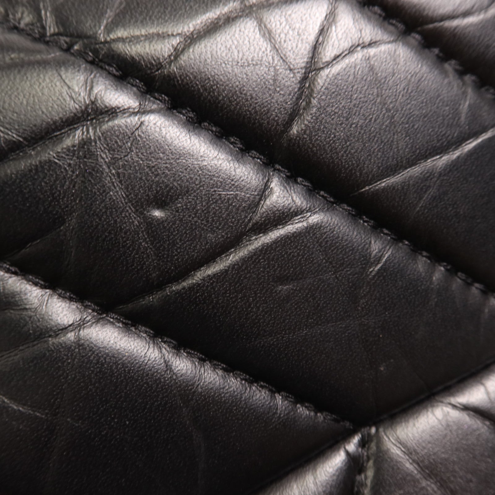 CHANEL 牛皮皮革Tote Bag銀扣肩背袋