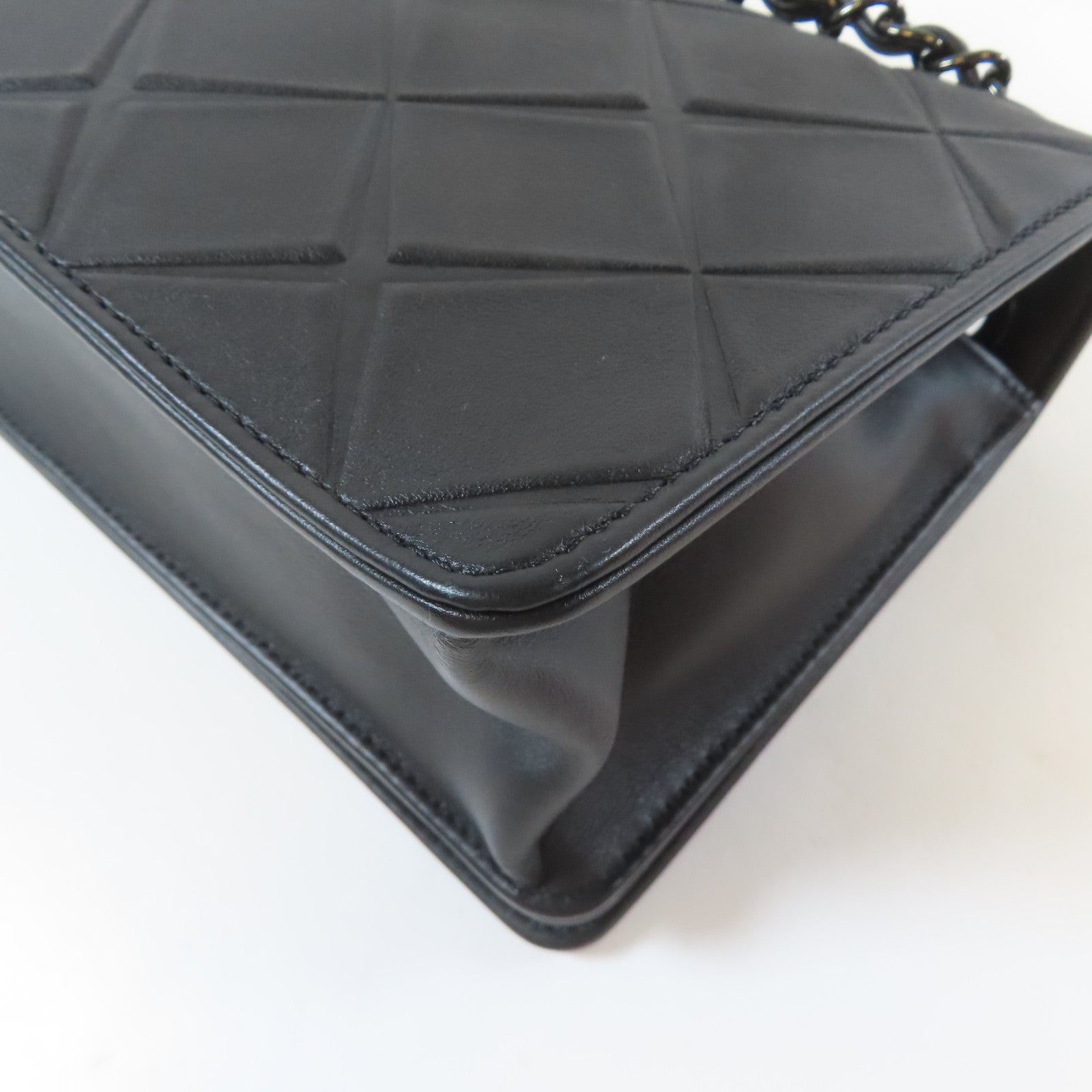 CHANEL 【激減優惠】菱格牛皮皮革Chain Shoulder黑扣肩背袋黑色