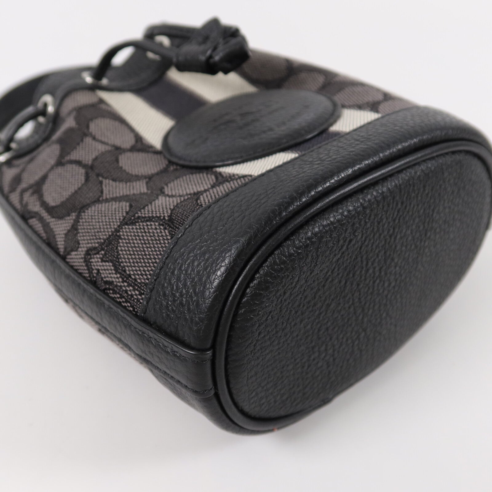 COACH 帆布Mini Dempsey Bucket Bag手挽肩背兩用袋