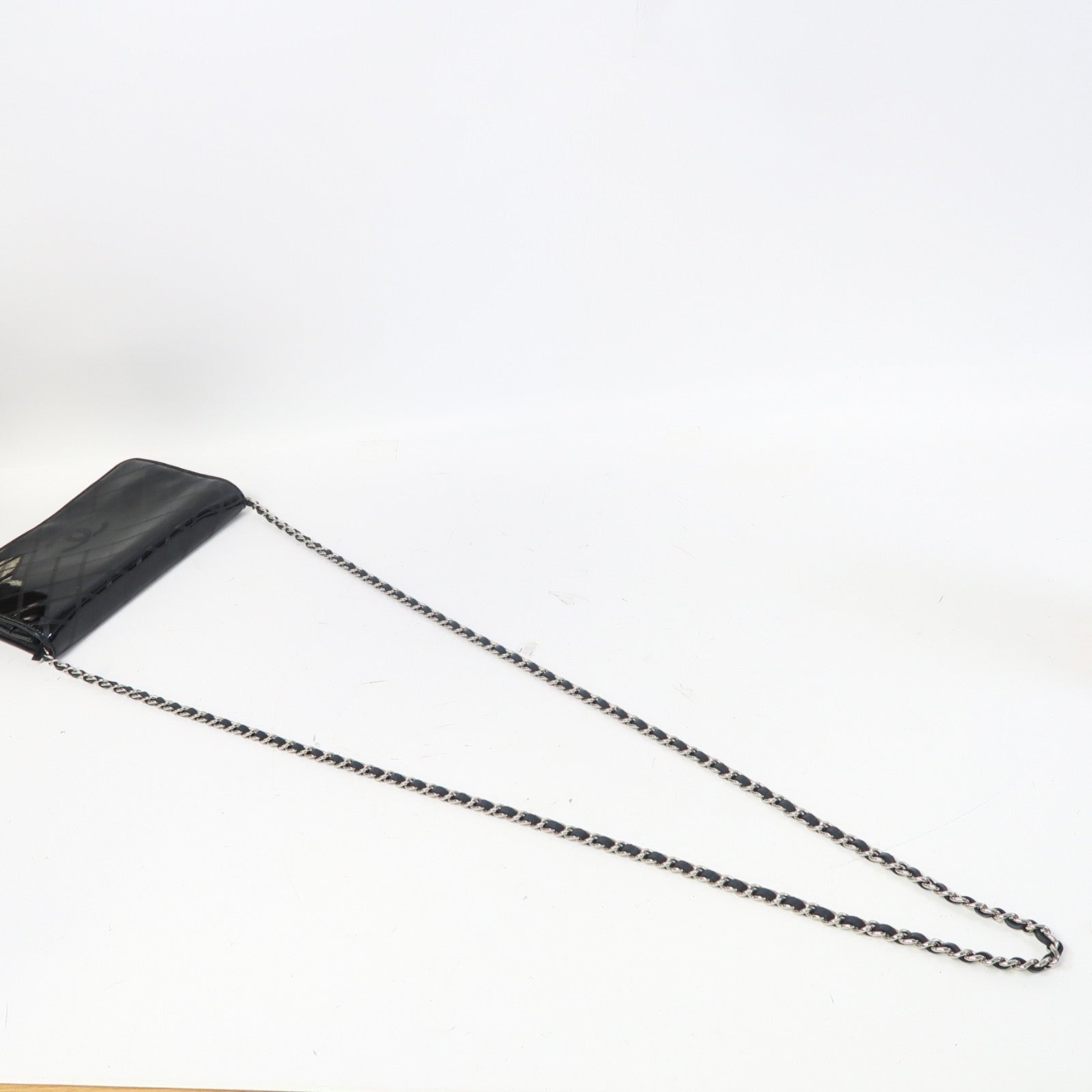 CHANEL 【激減優惠】漆皮皮革Wallet On Chain銀扣鏈帶肩背袋黑色